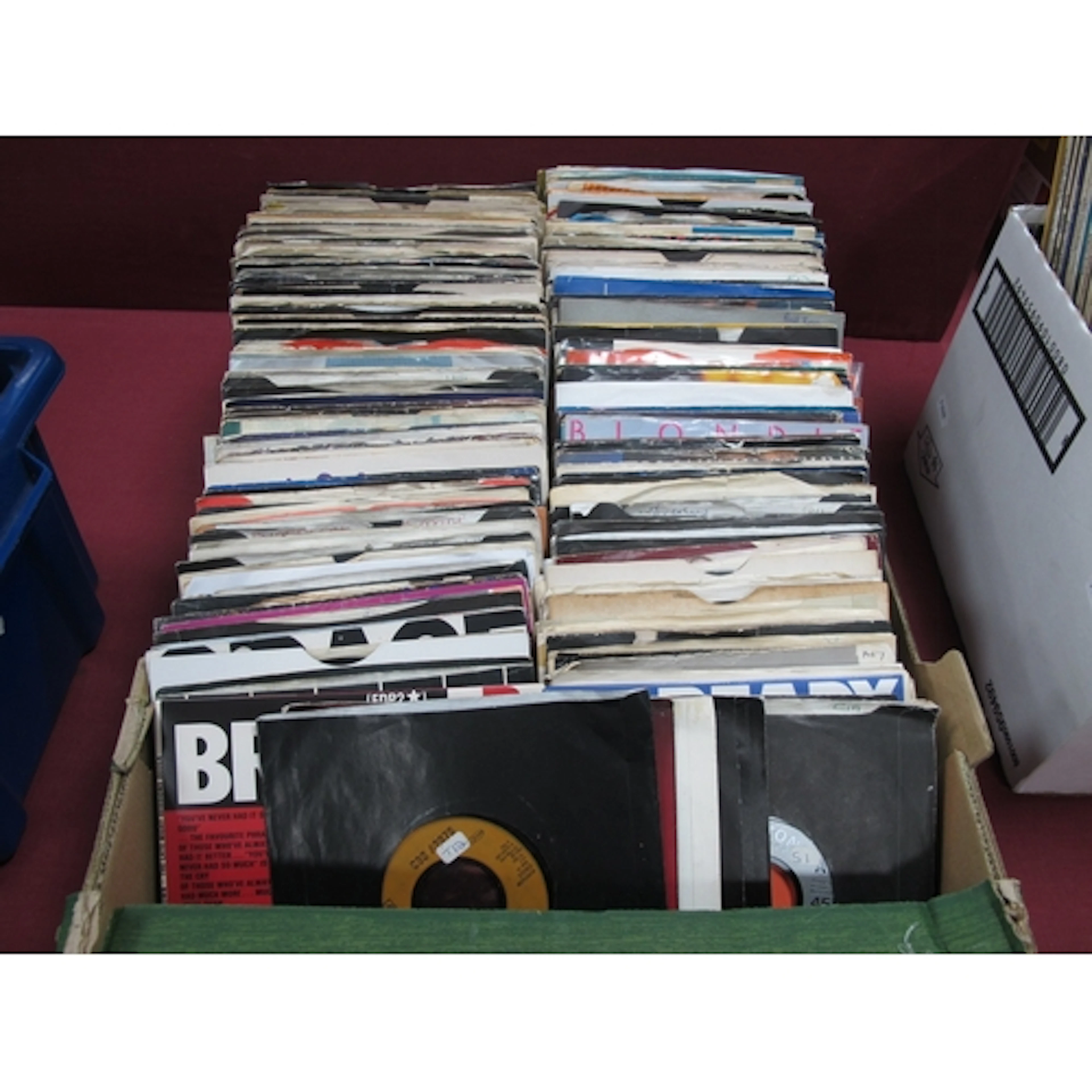 Lot of Approximately 200+ Mixed 7" Singles, mainly 1980s Roc...