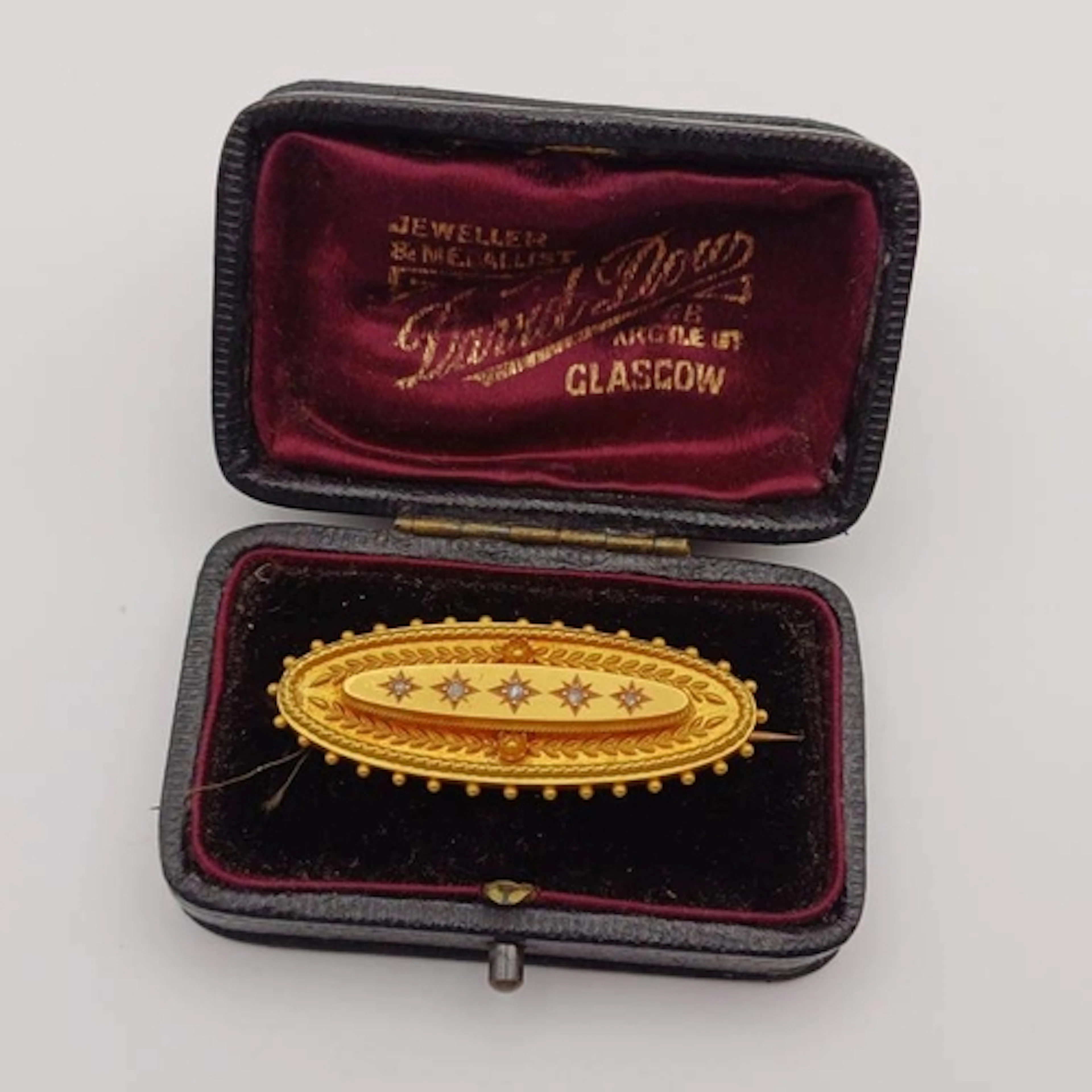EARLY 20TH CENTURY 9CT GOLD BROOCH SET WITH ROSE CUT DIAMOND...