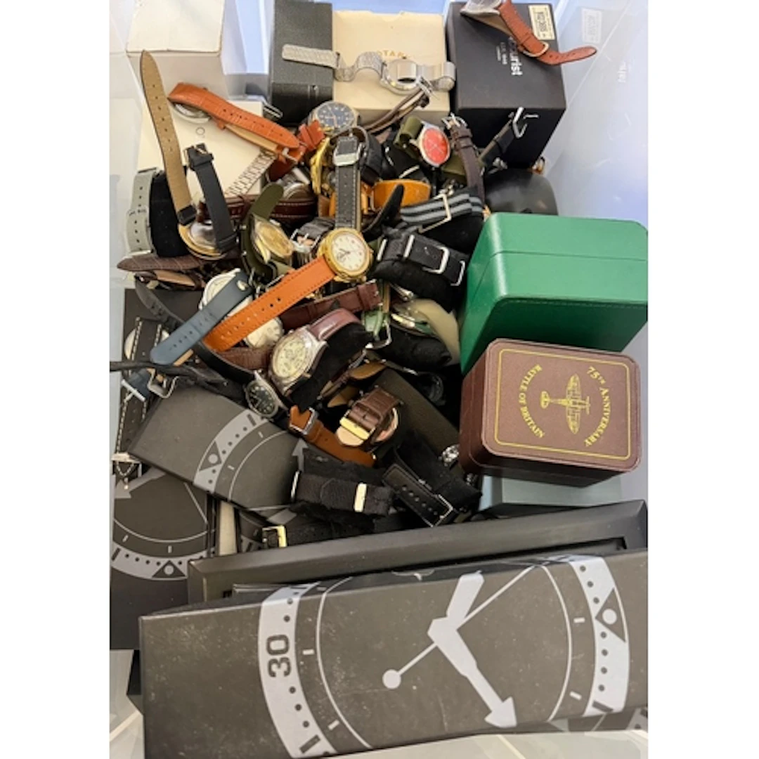 A large selection of contempoary watches, various makers and...