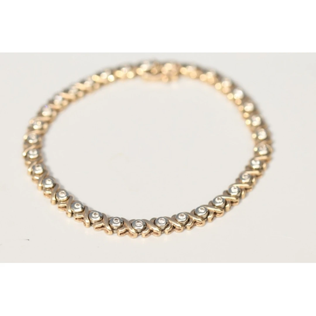 Diamond Thirty-Six Stone Bezel Set Cross Link Bracelet, Moun...