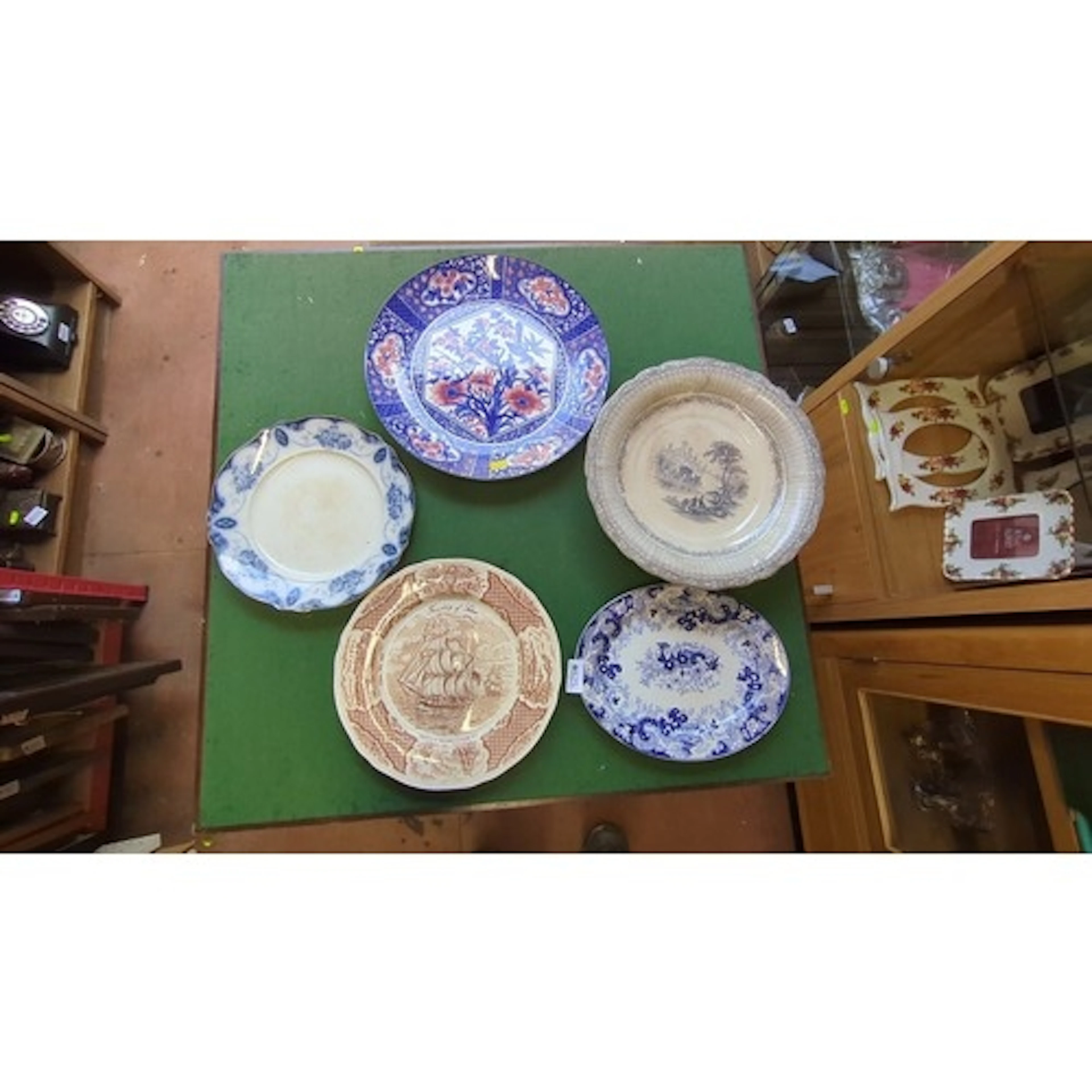 5 x mixed ceramic plates, including blue-and-white floral tr...