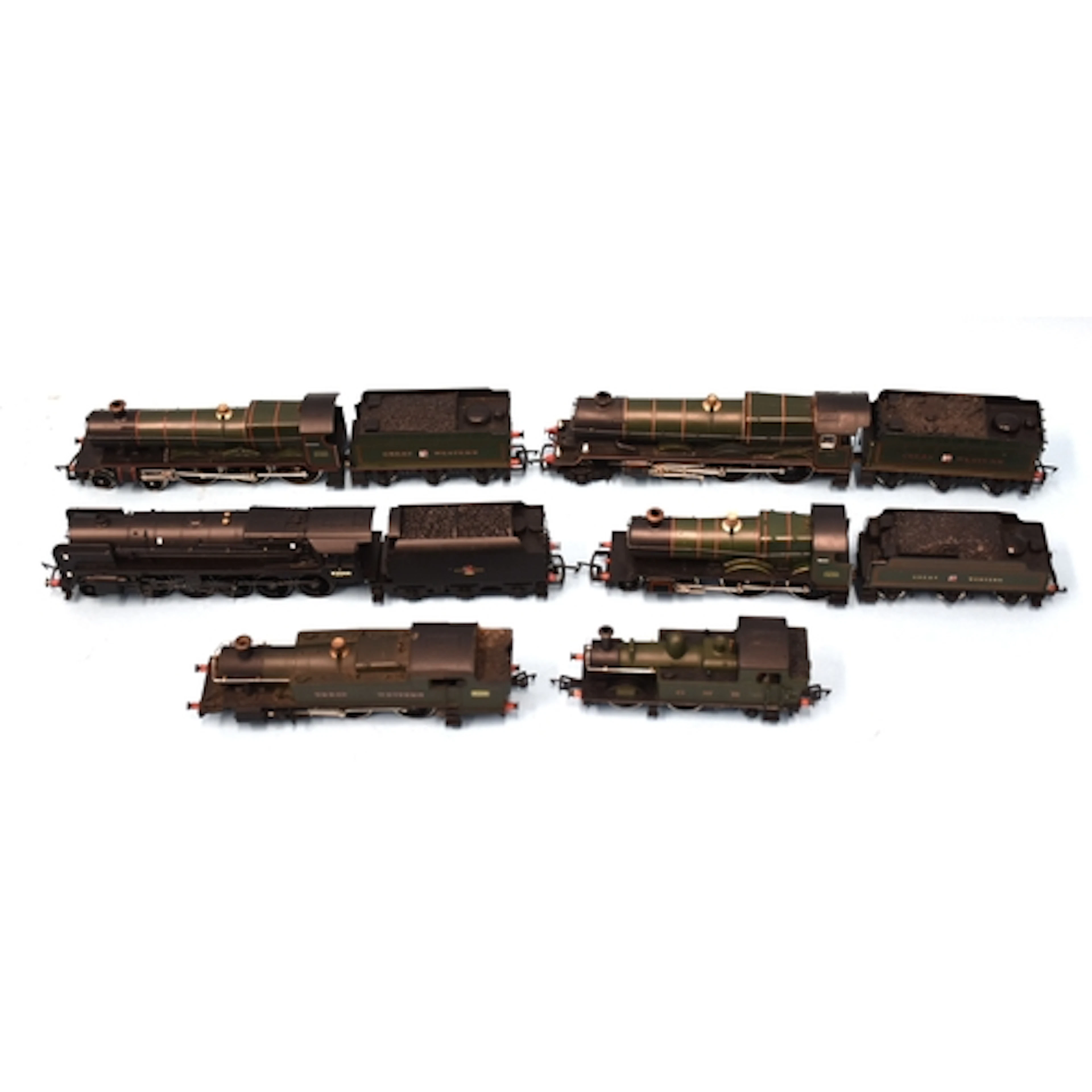 Hornby, OO gauge, a group of four unboxed locomotives, to in...