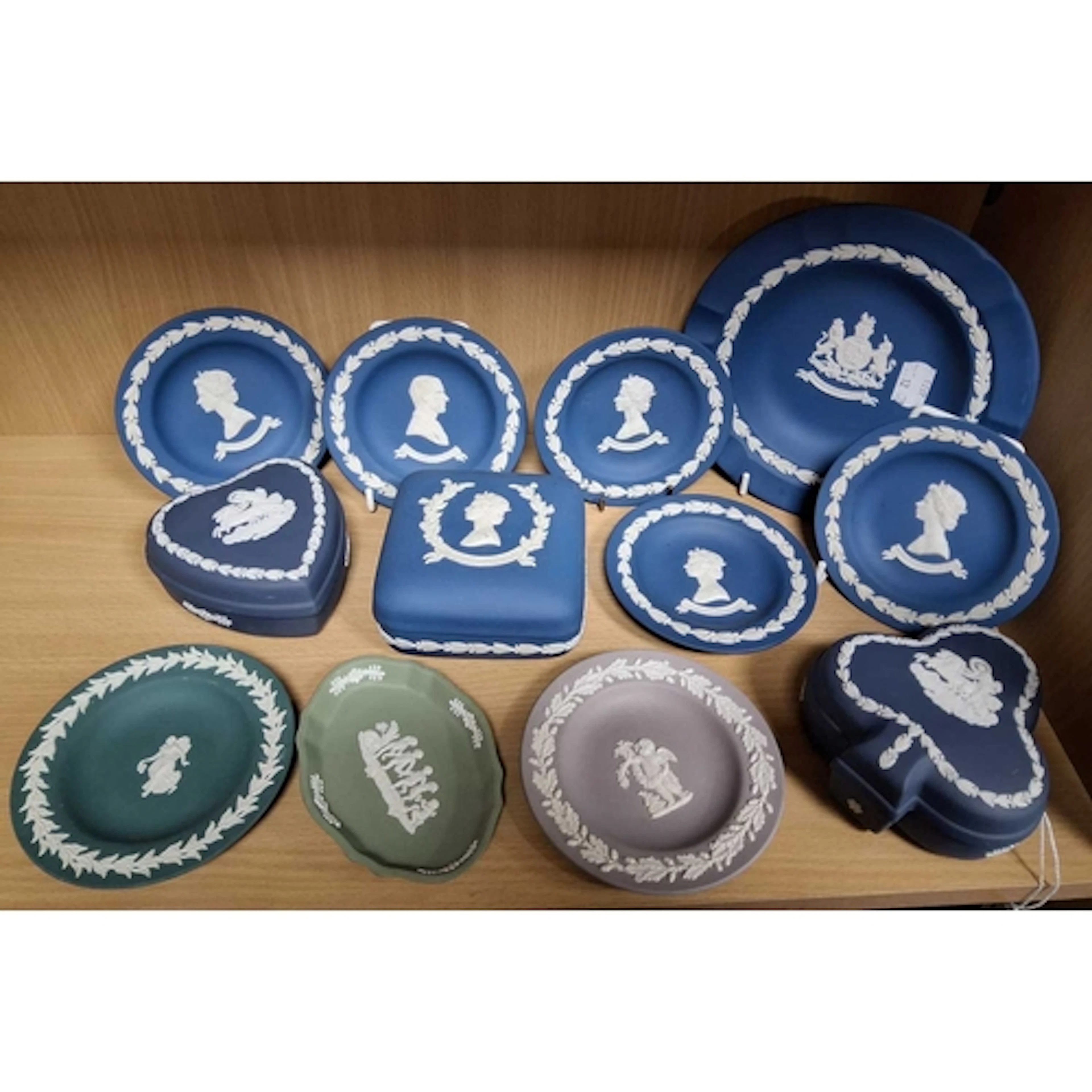 A GROUP OF WEDGWOOD JASPERWARE, comprising two navy trinket ...