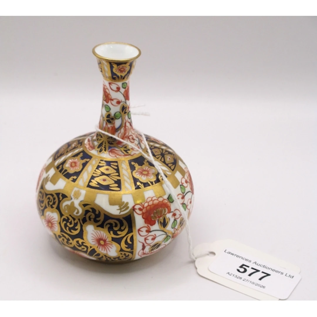 Small Royal Crown Derby Imari pattern bottle vase, 9.5cm hig...