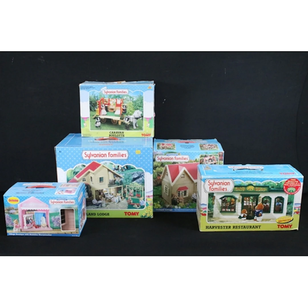 Sylvanian Families - Five boxed original Tomy / Epoch play s...