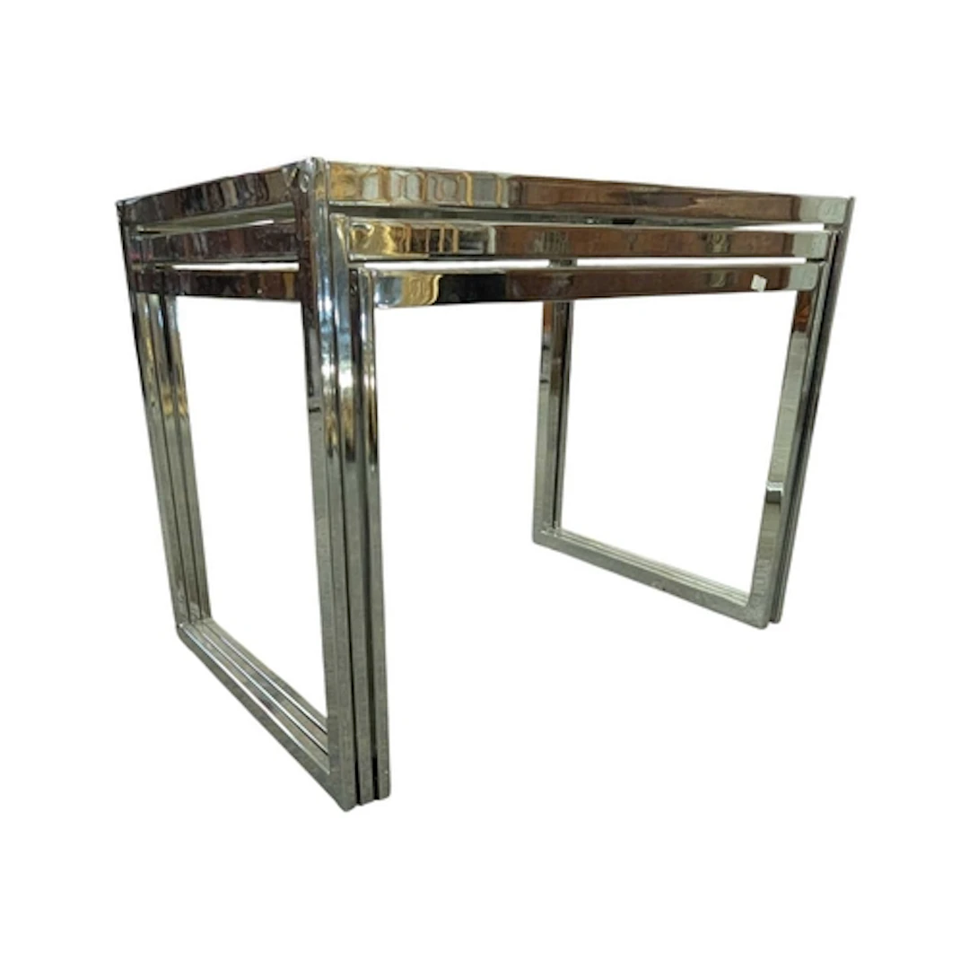 Italian Modern Design - A nest of three 1970's period rectan...