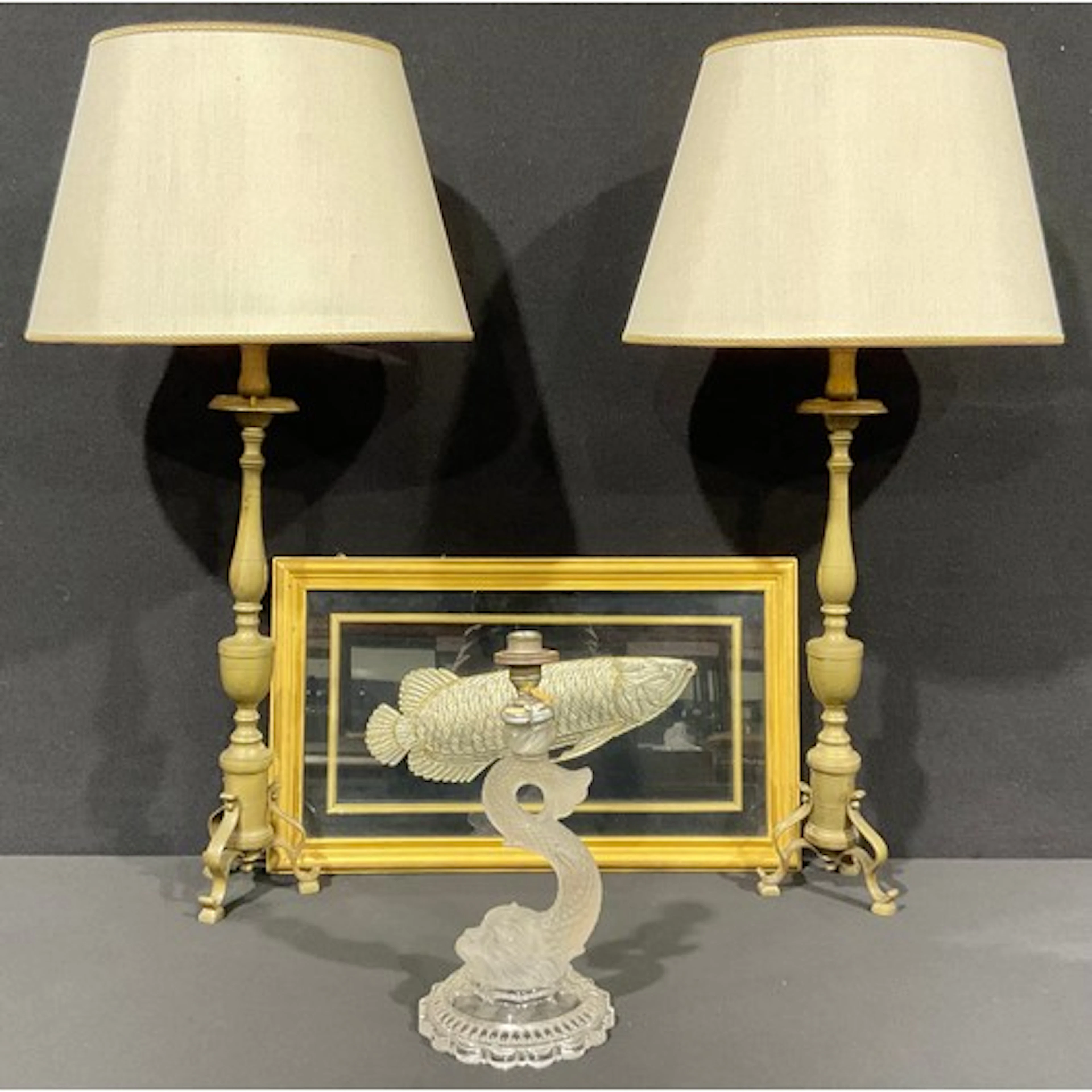Interior Decoration - a filigree metal model/plaque of an Ar...