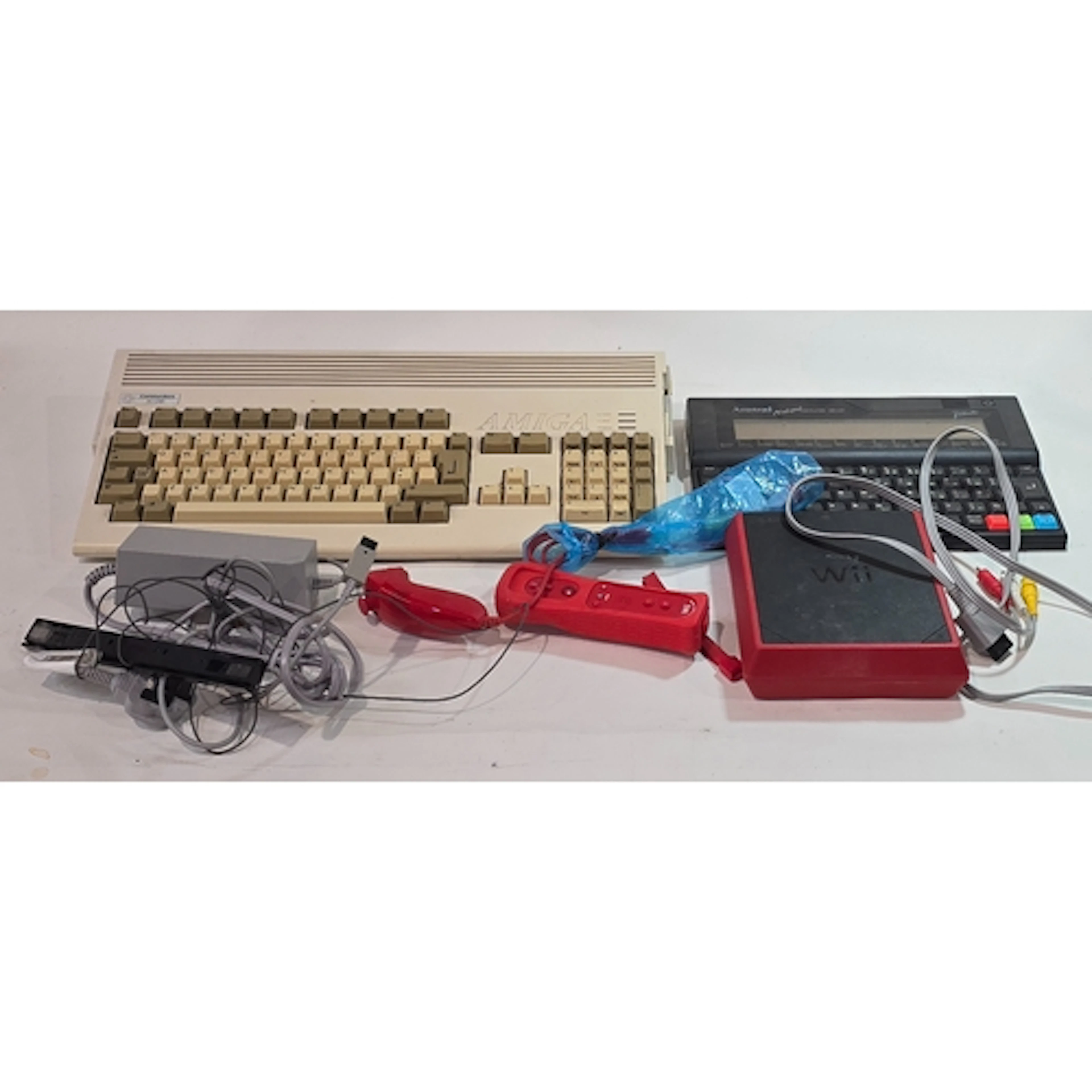 Mixed gaming to include two vintage computers and a Nintendo...