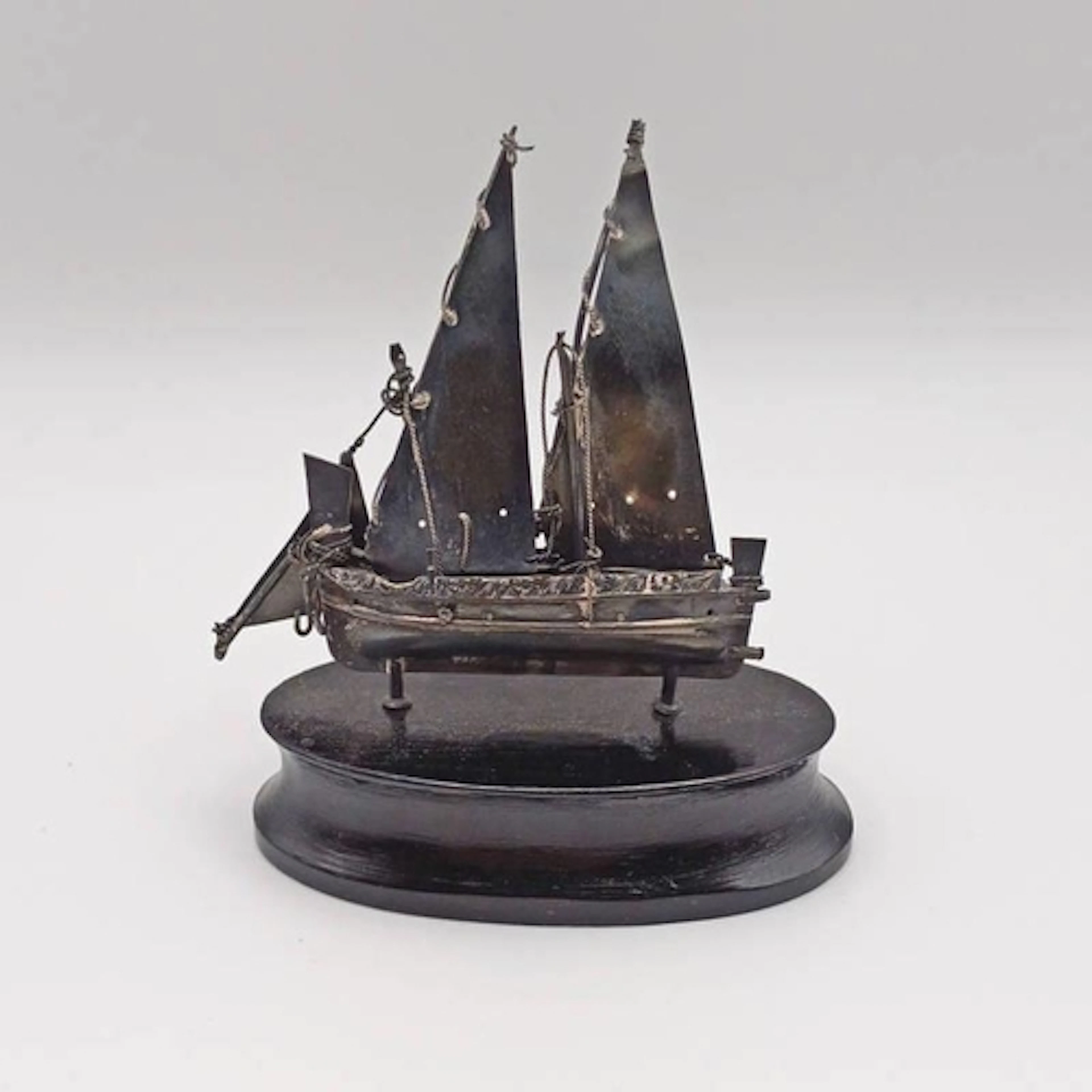 925 SILVER NEF ON WOODEN BASE