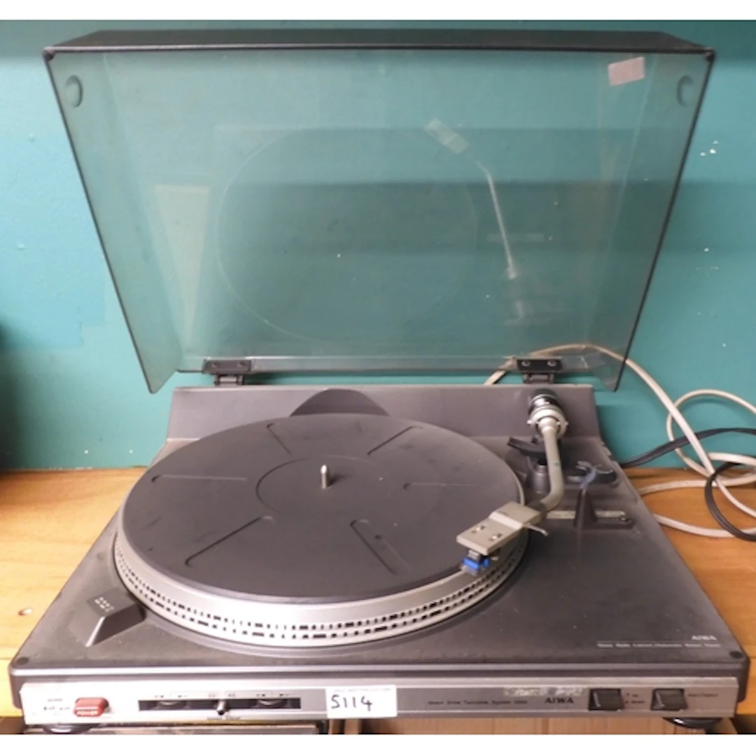 STEREO/HiFi EQUIPMENT - AIWA 2300 Direct Drive Turntable (P...