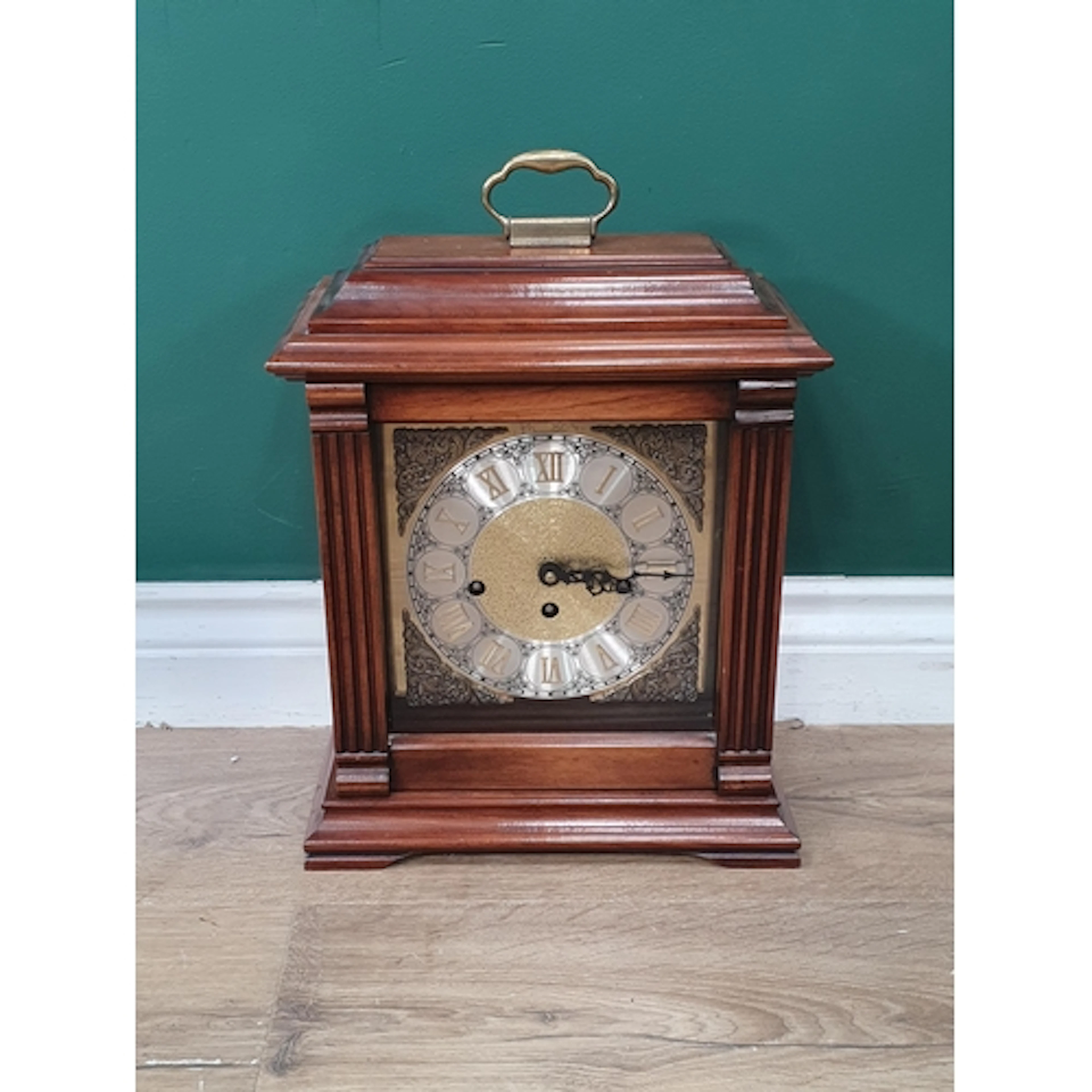 An "Emperor Clock Co LTD" Mantle Clock, 15"High x 11"Wide. (...