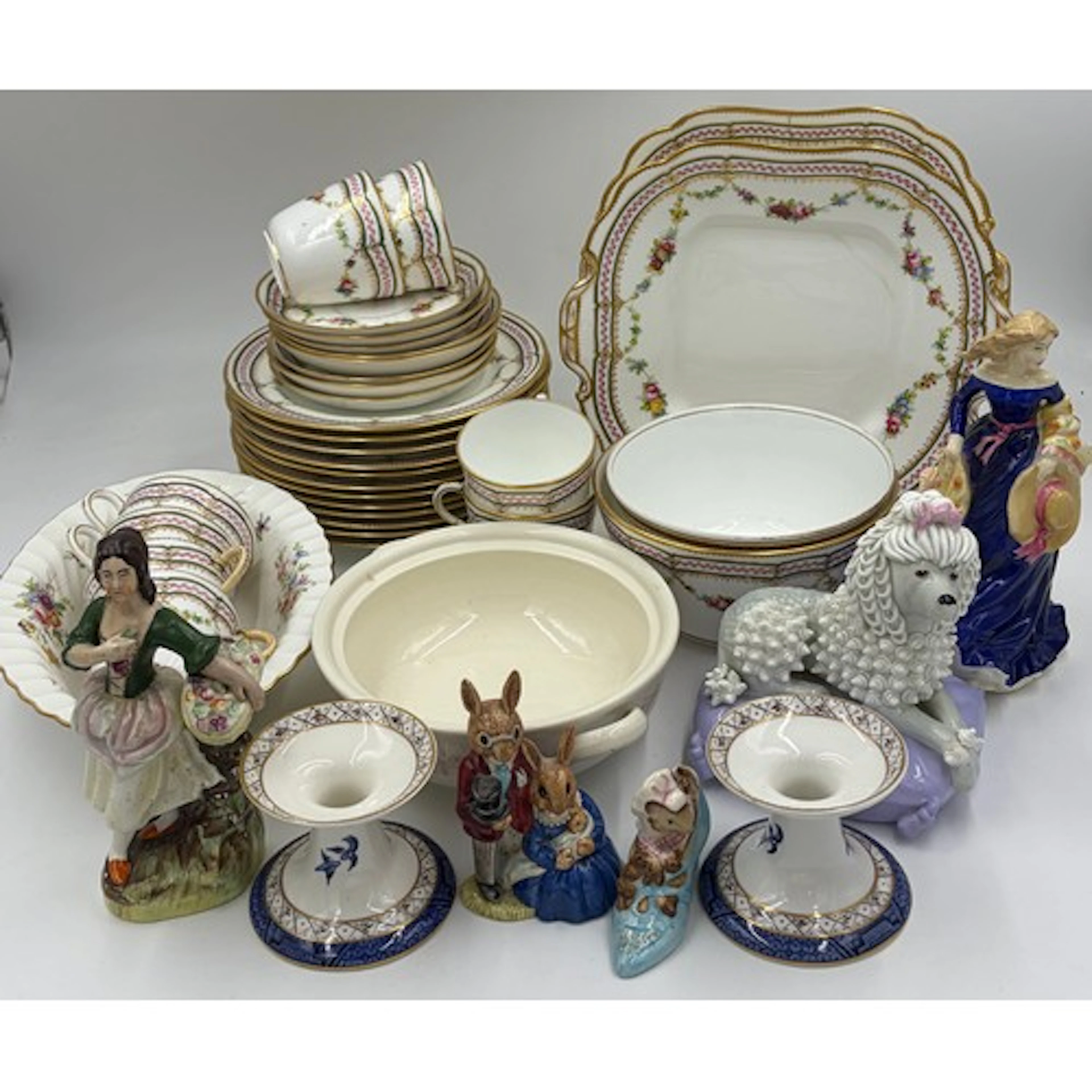 A Minton part tea set 'Pink Ribbon' A5705 to include 2 x cak...