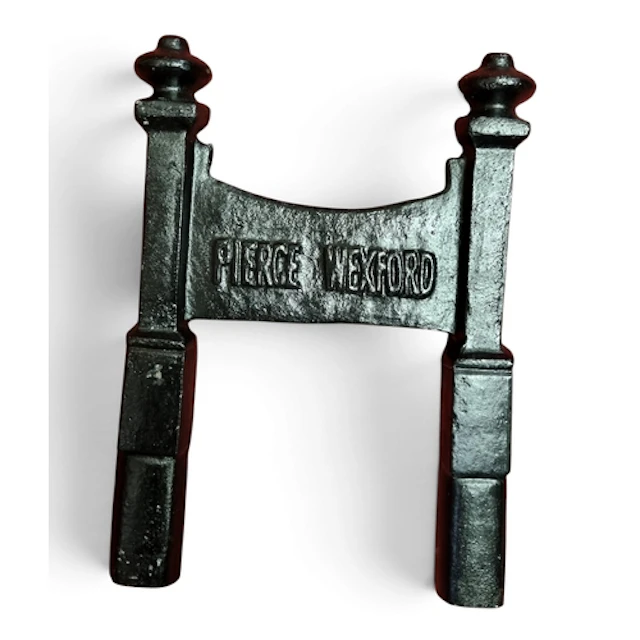 A Pierce of Wexford Cast Iron boot Scrape. W 19 x H 26 cm ap...