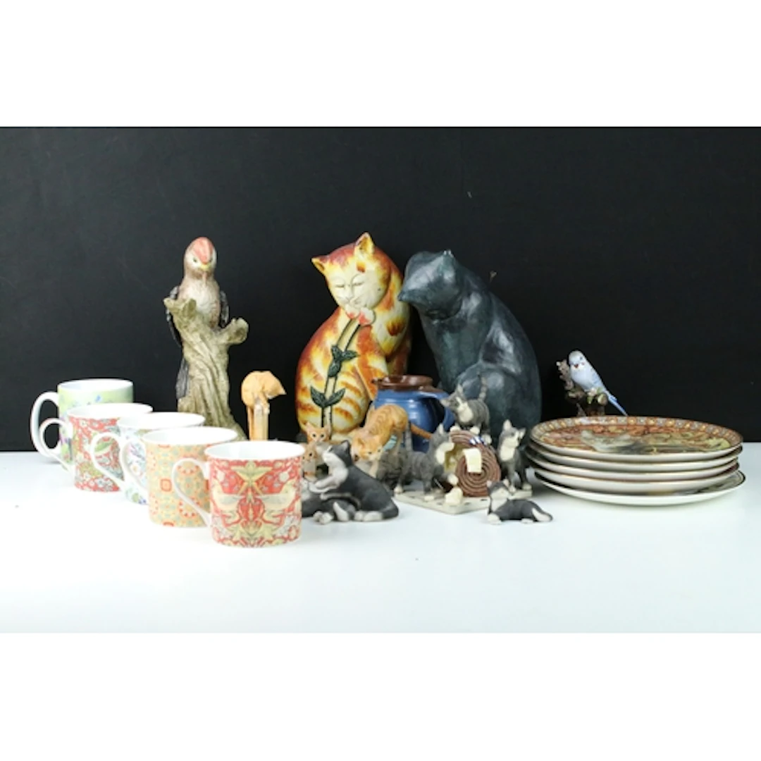 Collection of cat related items, comprising various mugs and...