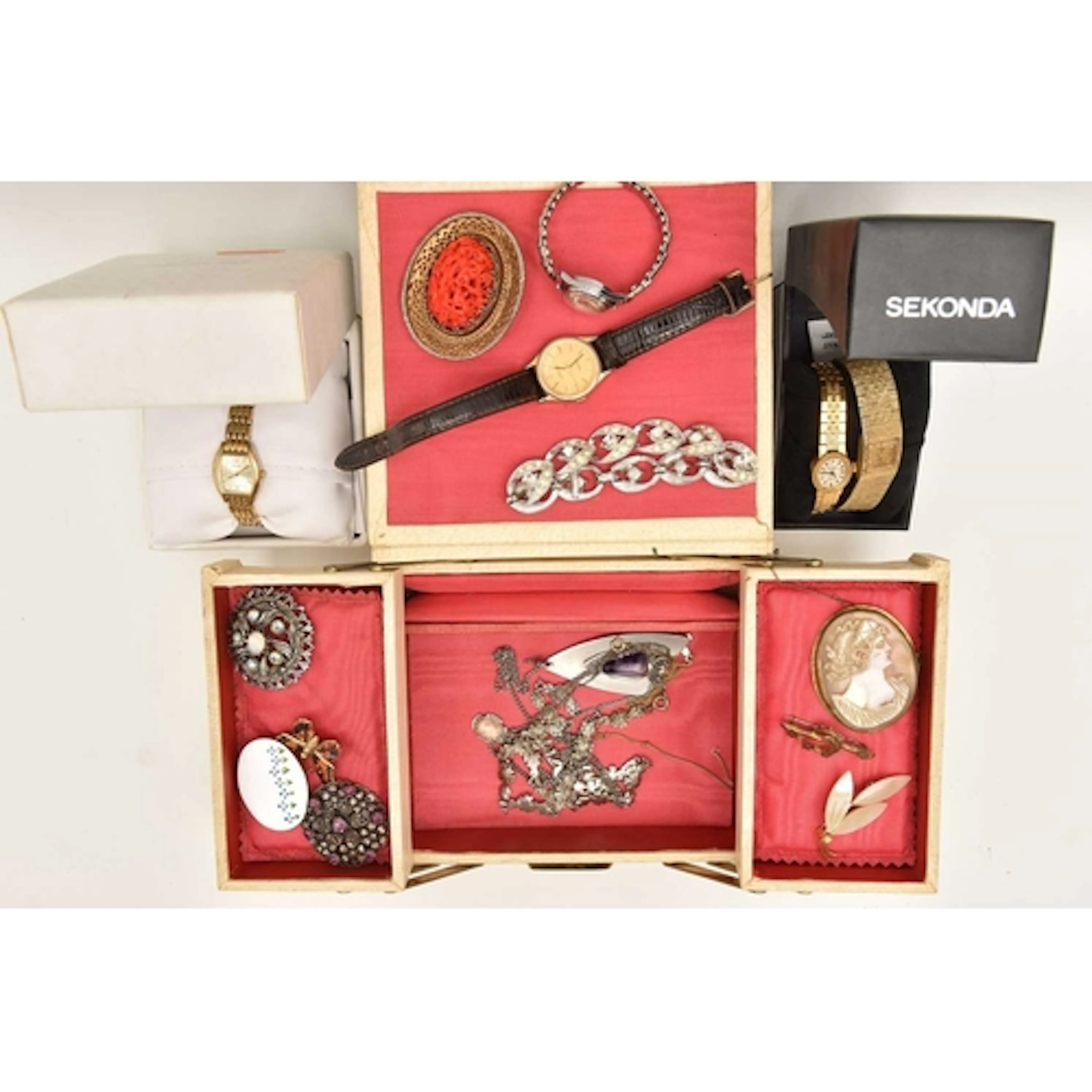 AN ASSORTMENT OF MOSTLY COSTUME JEWELLERY AND WATCHES, to in...