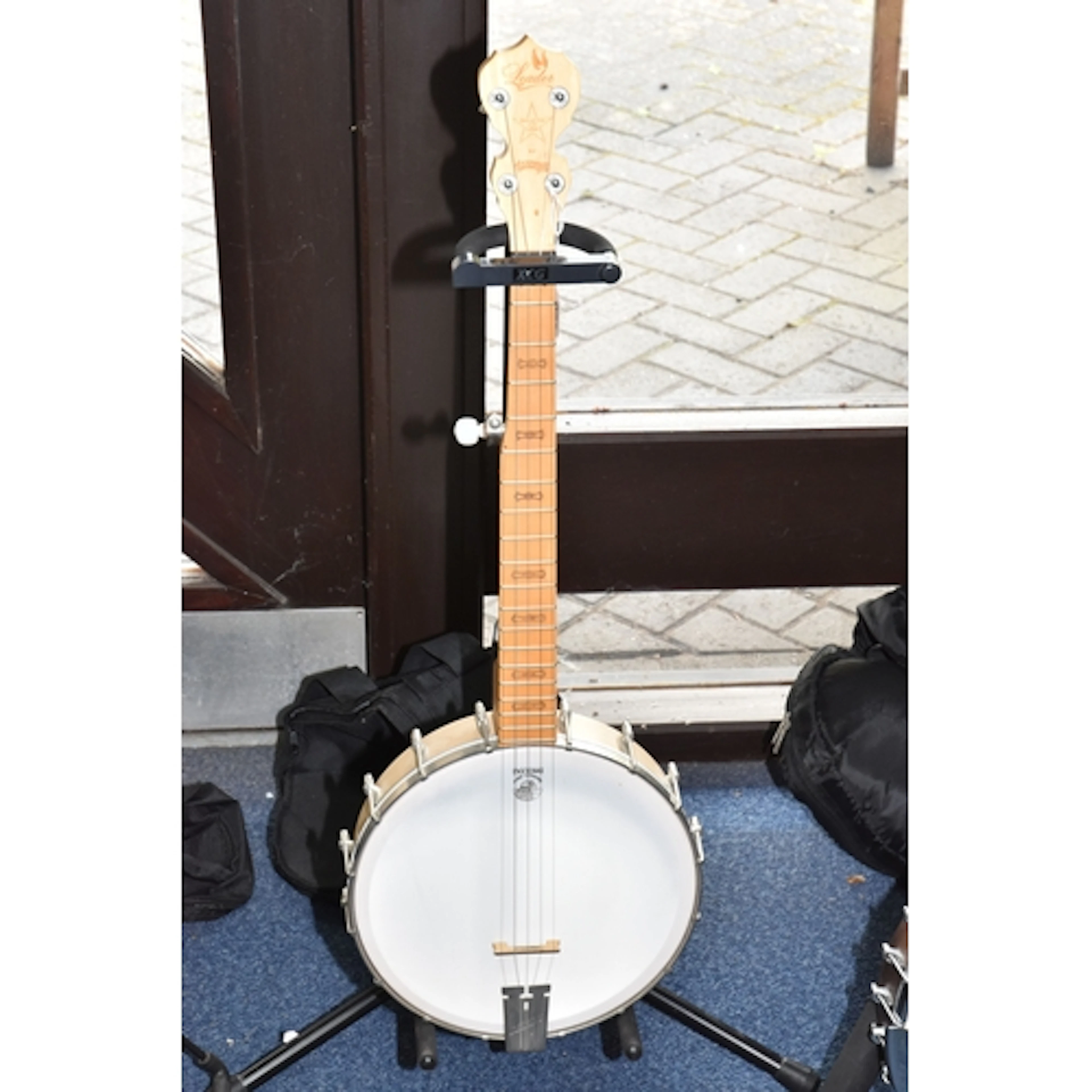 A DEERING GOODTIME LEADER FIVE STRING OPEN BACK BANJO made i...