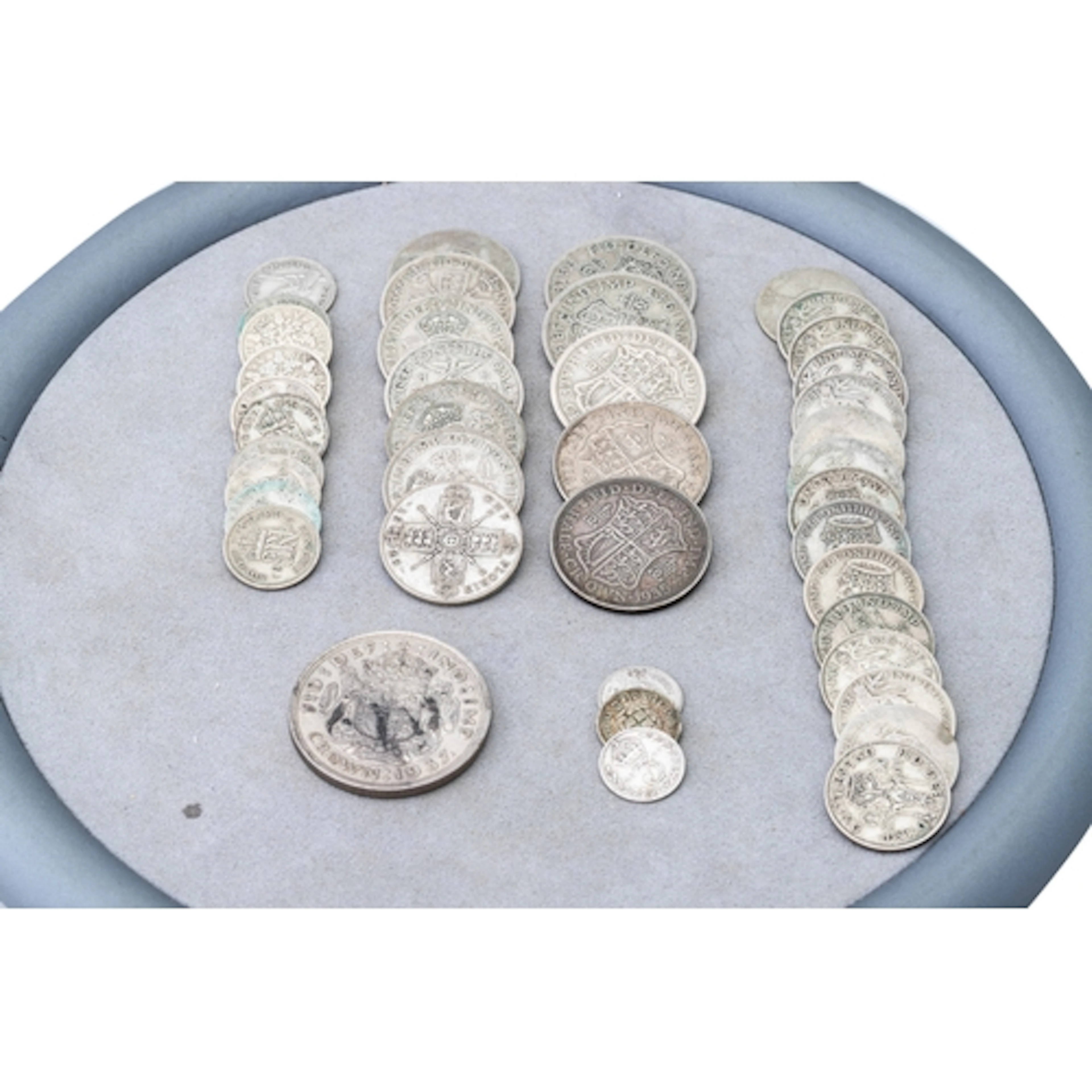 A COLLECTION OF 50% PRE-1947 ASSORTED ENGLISH COINS, includi...