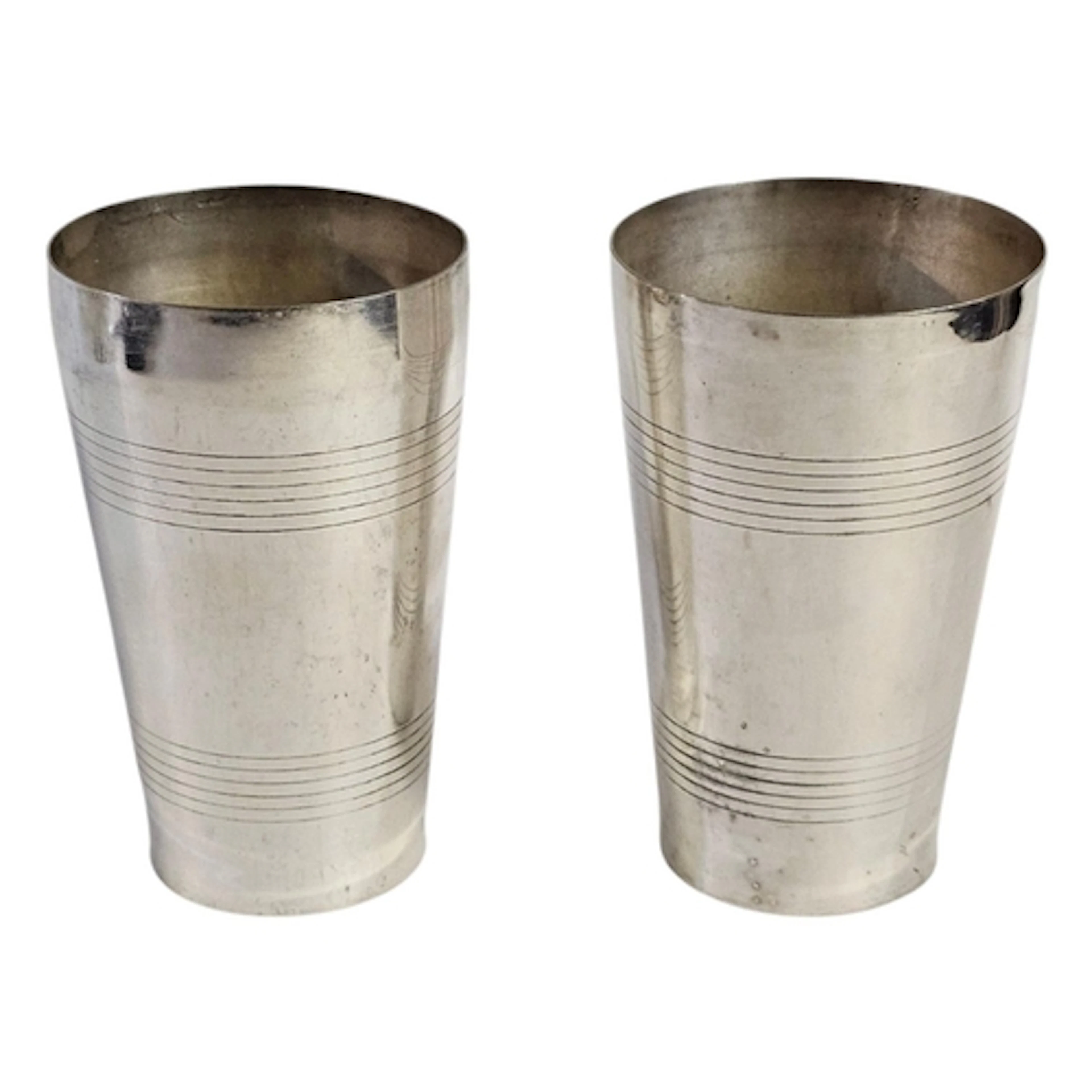 A PAIR OF ART DECO SILVER PLATED COCKTAIL SHAKER TANKARDS Ha...