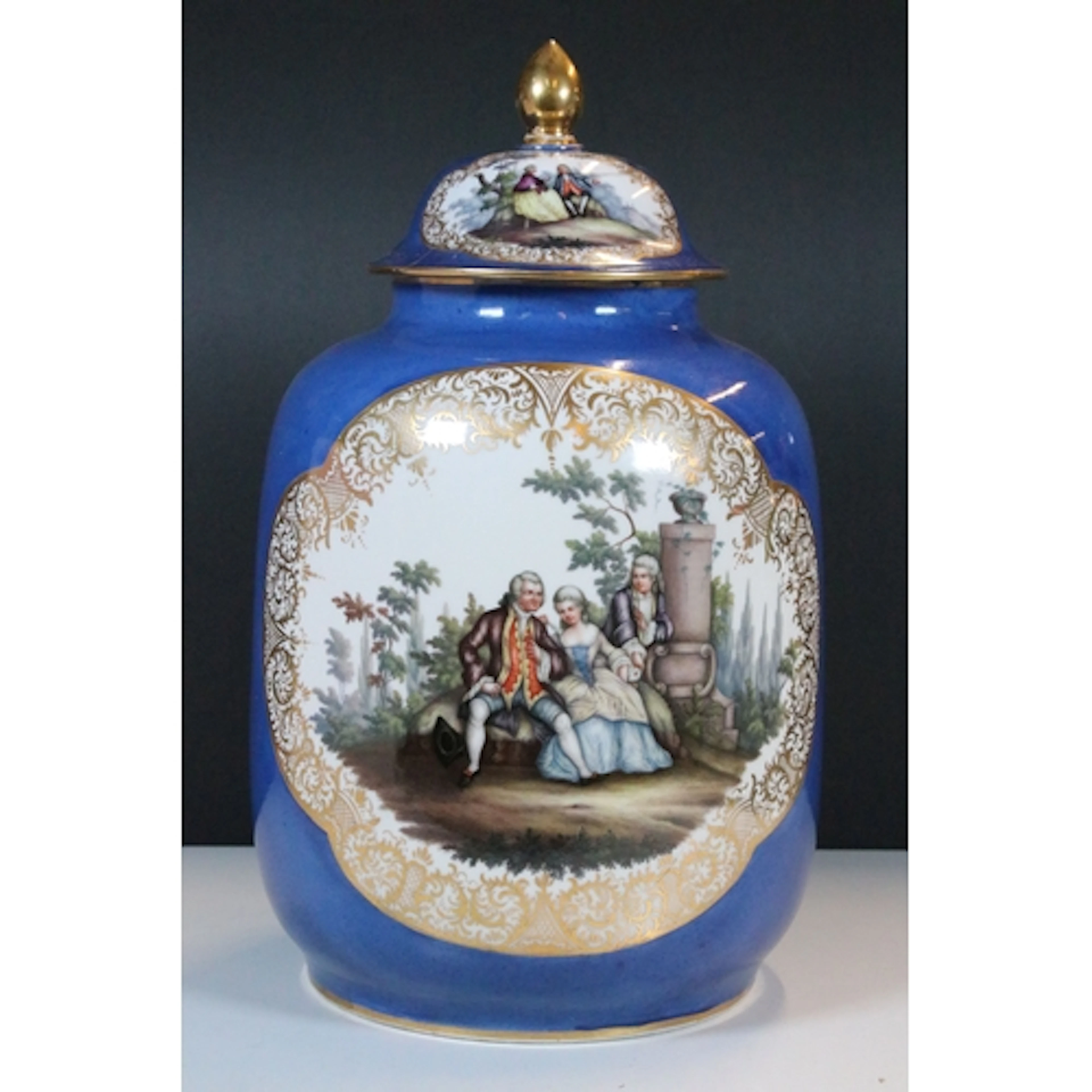 Late 19th / early 20th century German porcelain lidded jar, ...