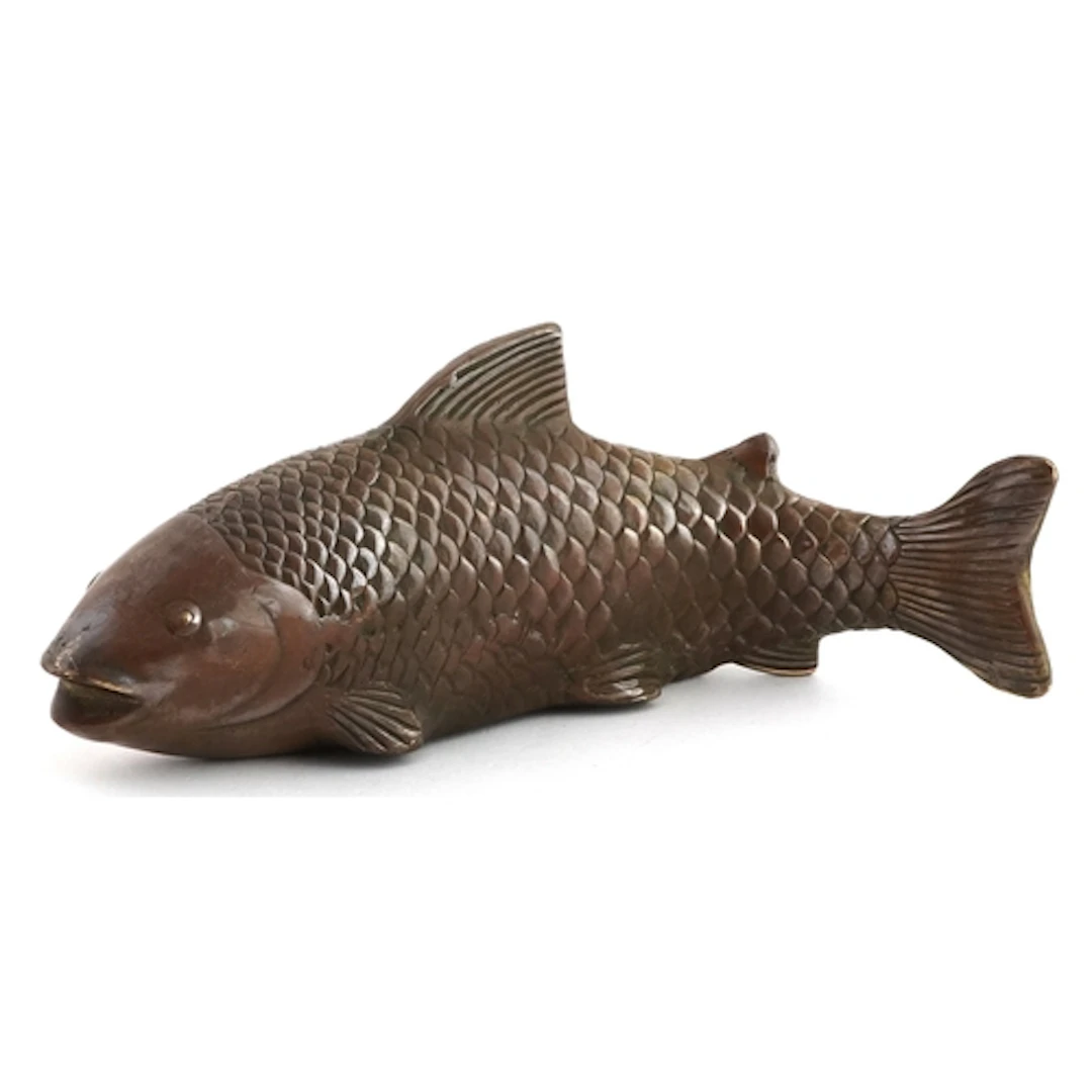 Japanese patinated bronze study of a fish, 26.5cm in length.