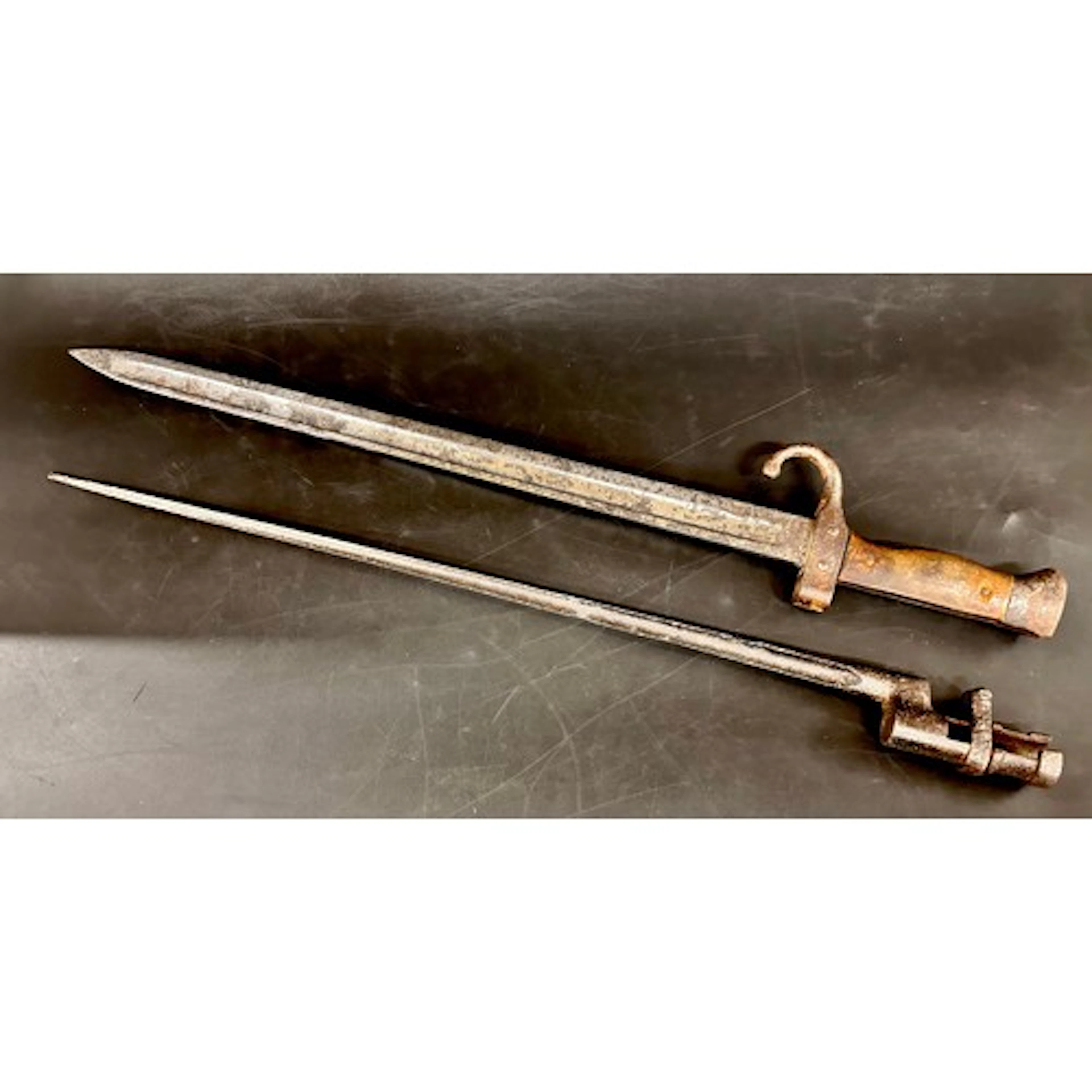 A French 1892 model sabre bayonet, World War I, together wit...