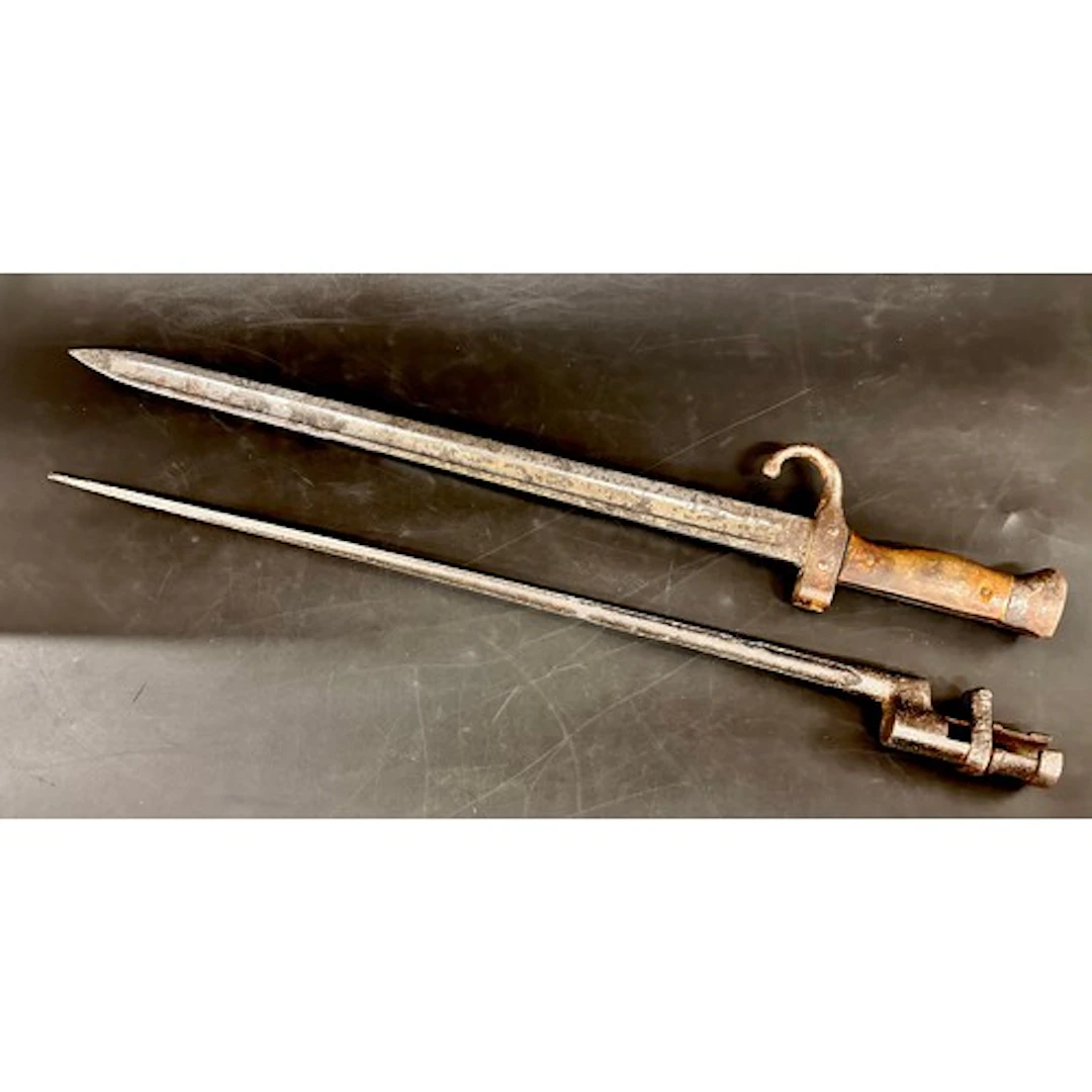 A French 1892 model sabre bayonet, World War I, together wit...
