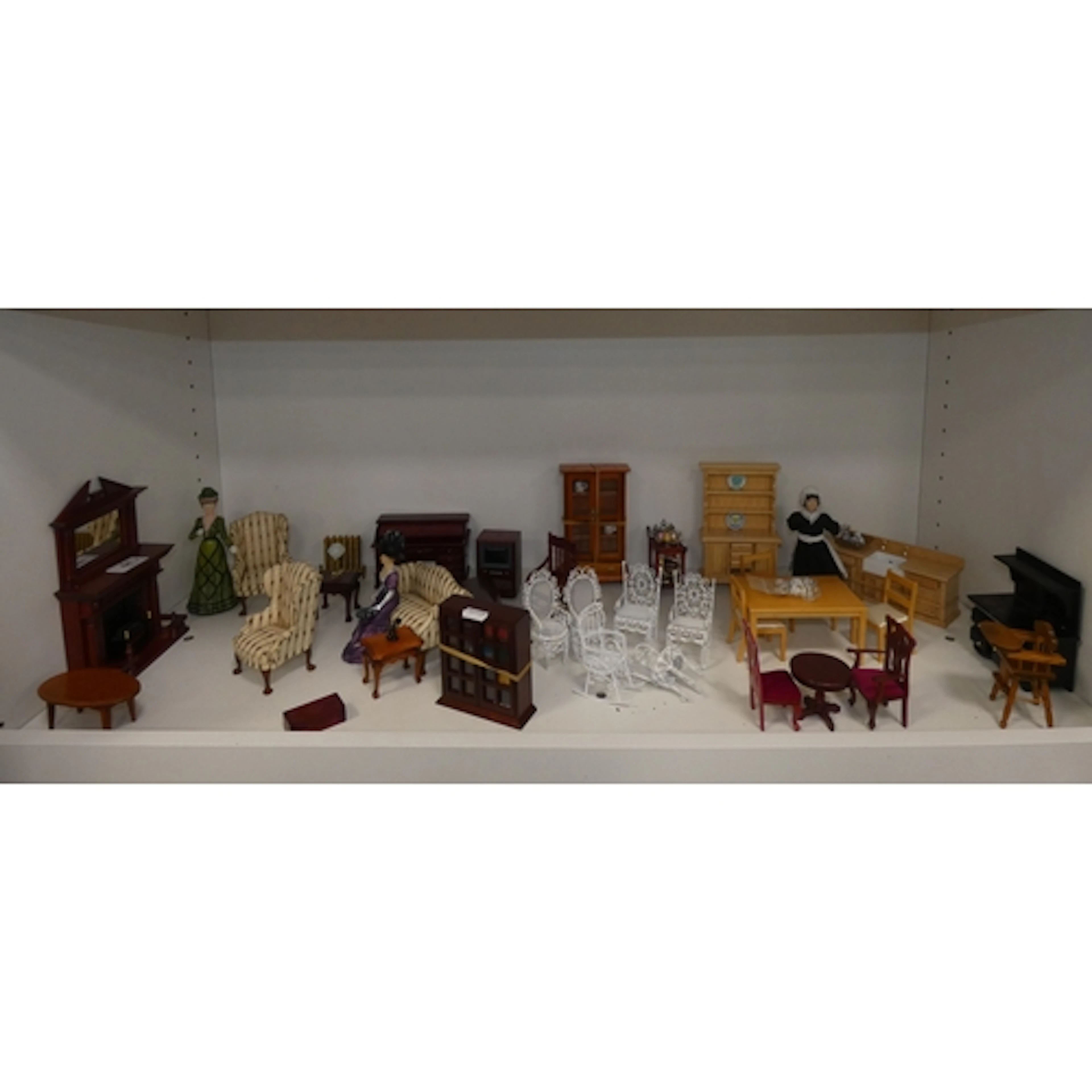 Collection of doll's house furniture to include a rolltop de...