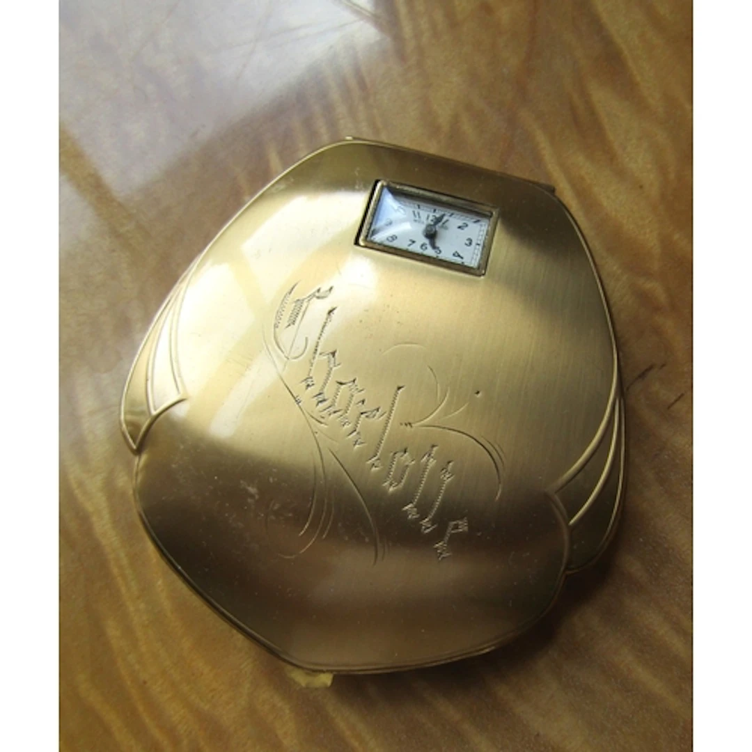 Vintage Ladies Compact with Inset Watch and Fitted Interior ...