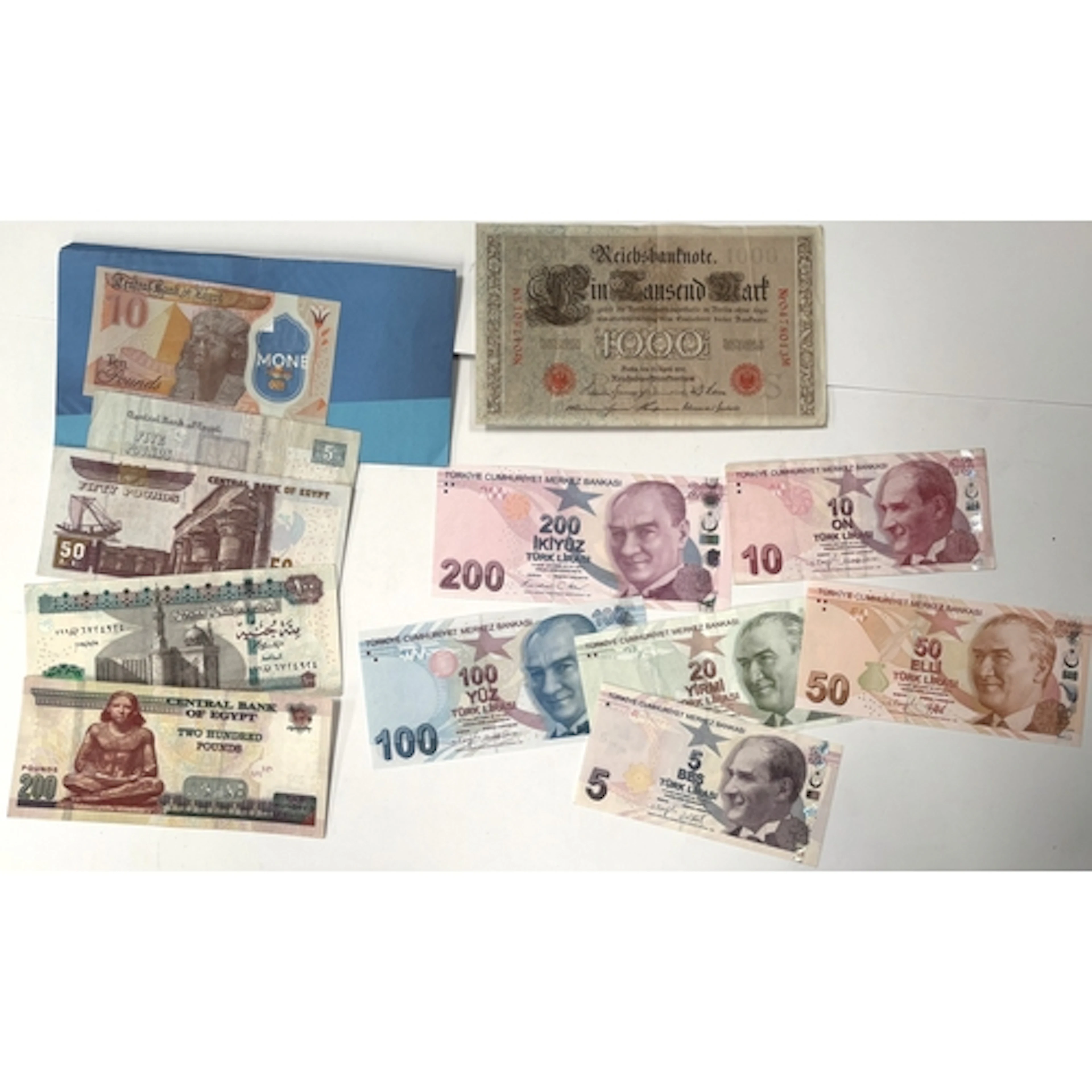 An album of world banknotes: European, Asian and South Ameri...