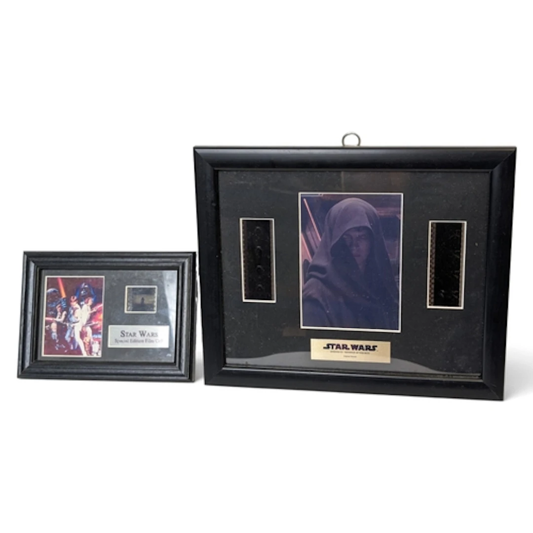 Framed collectible display feat. mini poster and genuine 35m...