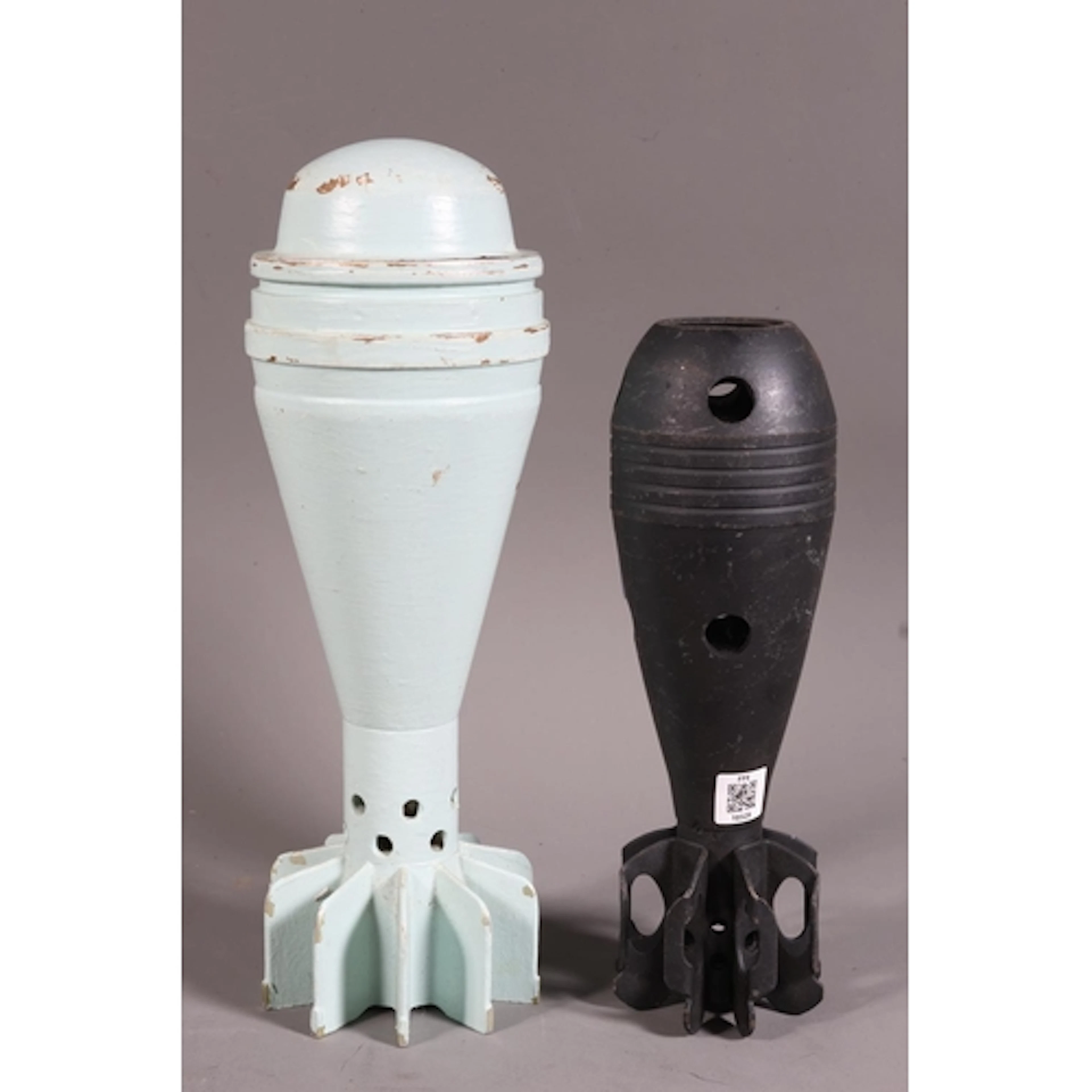Inert 82mm mortar shell with ten fin tail, 24cm tall and an ...