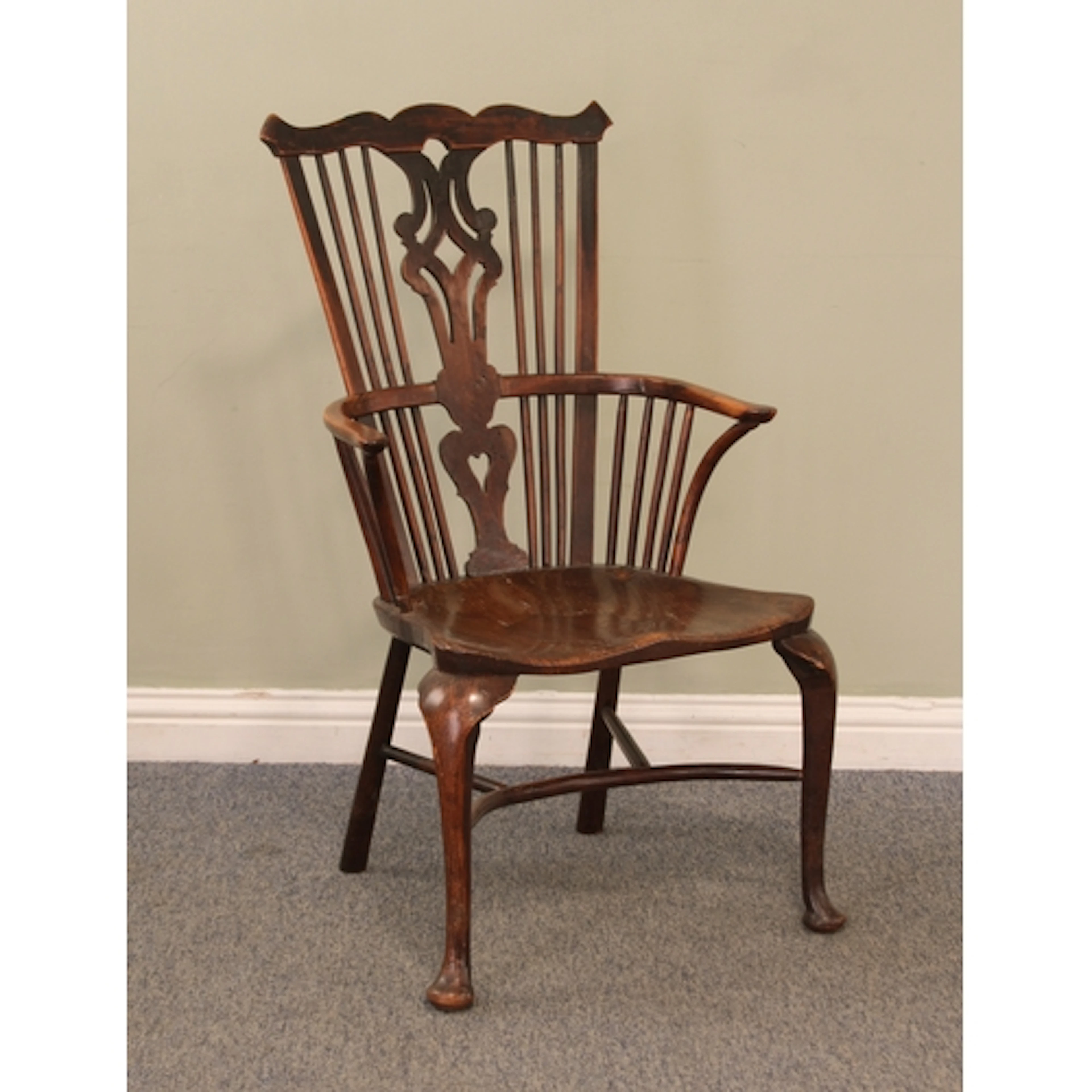 An 18th century Thames Valley yew, ash and elm cabriole leg ...