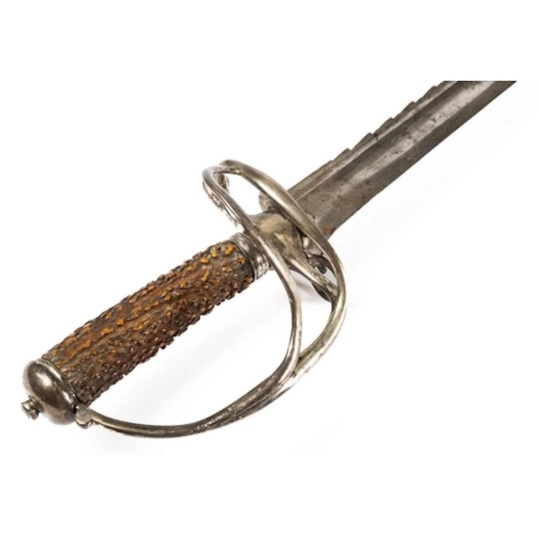 EUROPEAN HUNTING SAWBACK SWORD. European hunting sawback swo...