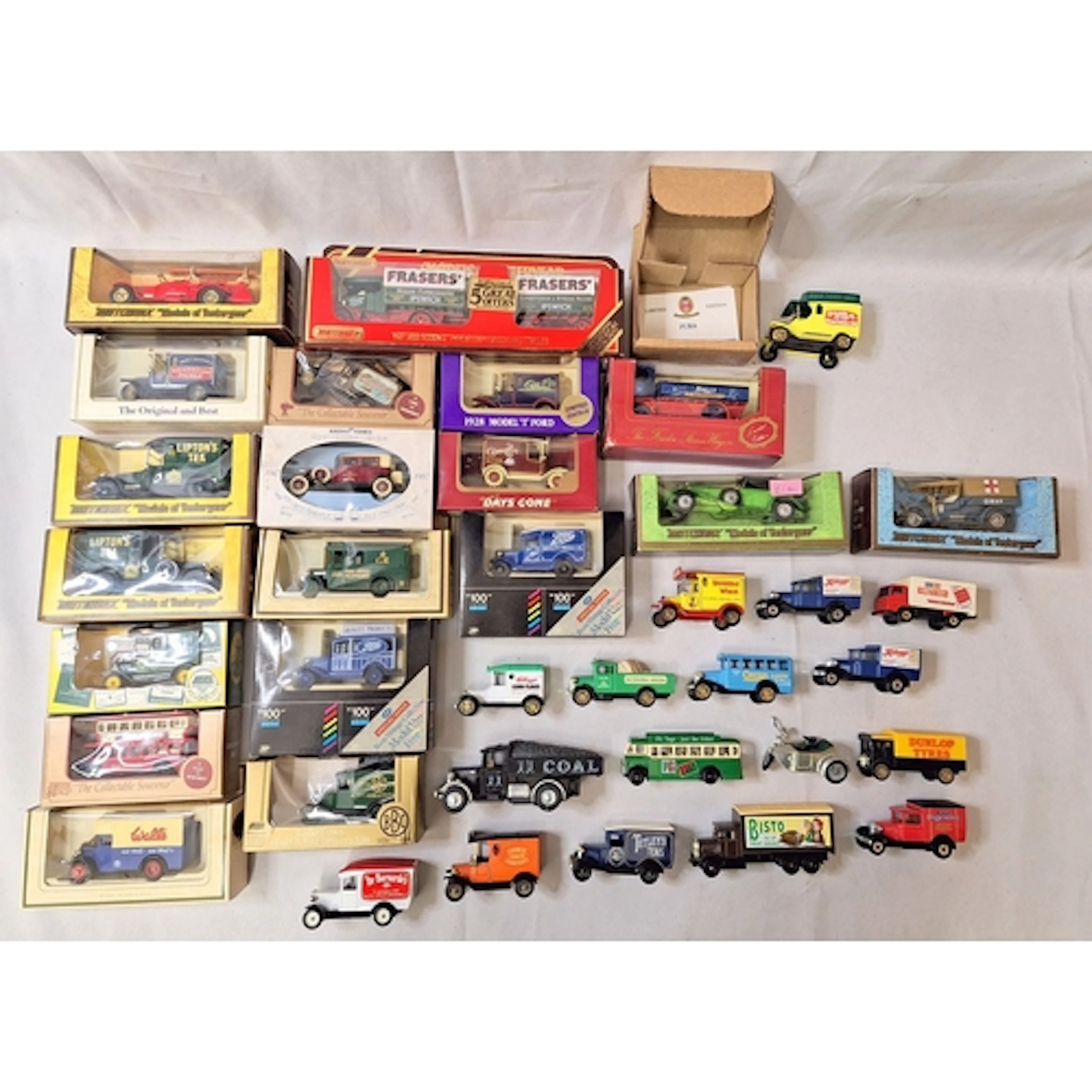 Boxed Advertising Model Vehicles incl. Unwins Wine Merchants...
