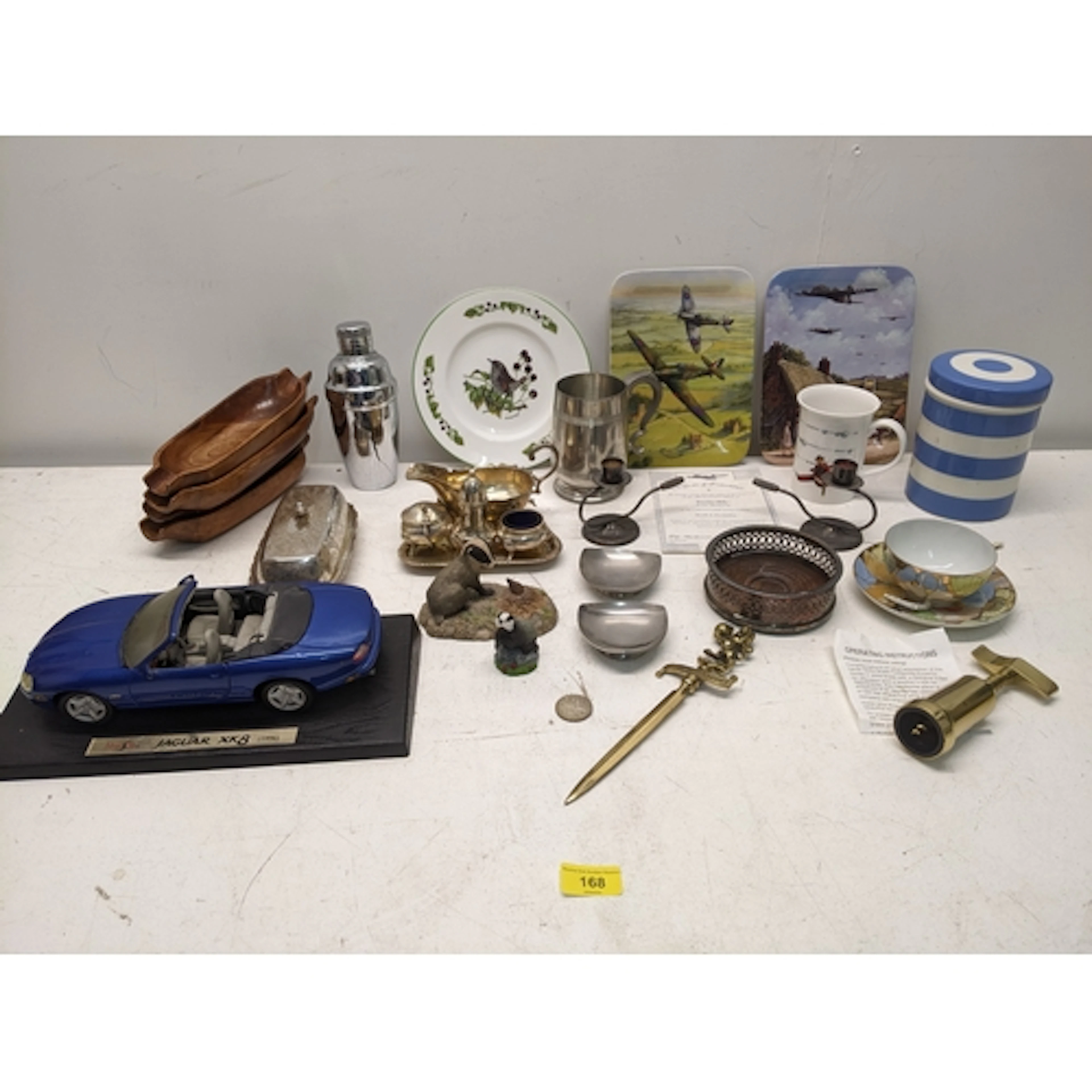 A mixed lot to include a T G Greens Cornish ware storage jar...