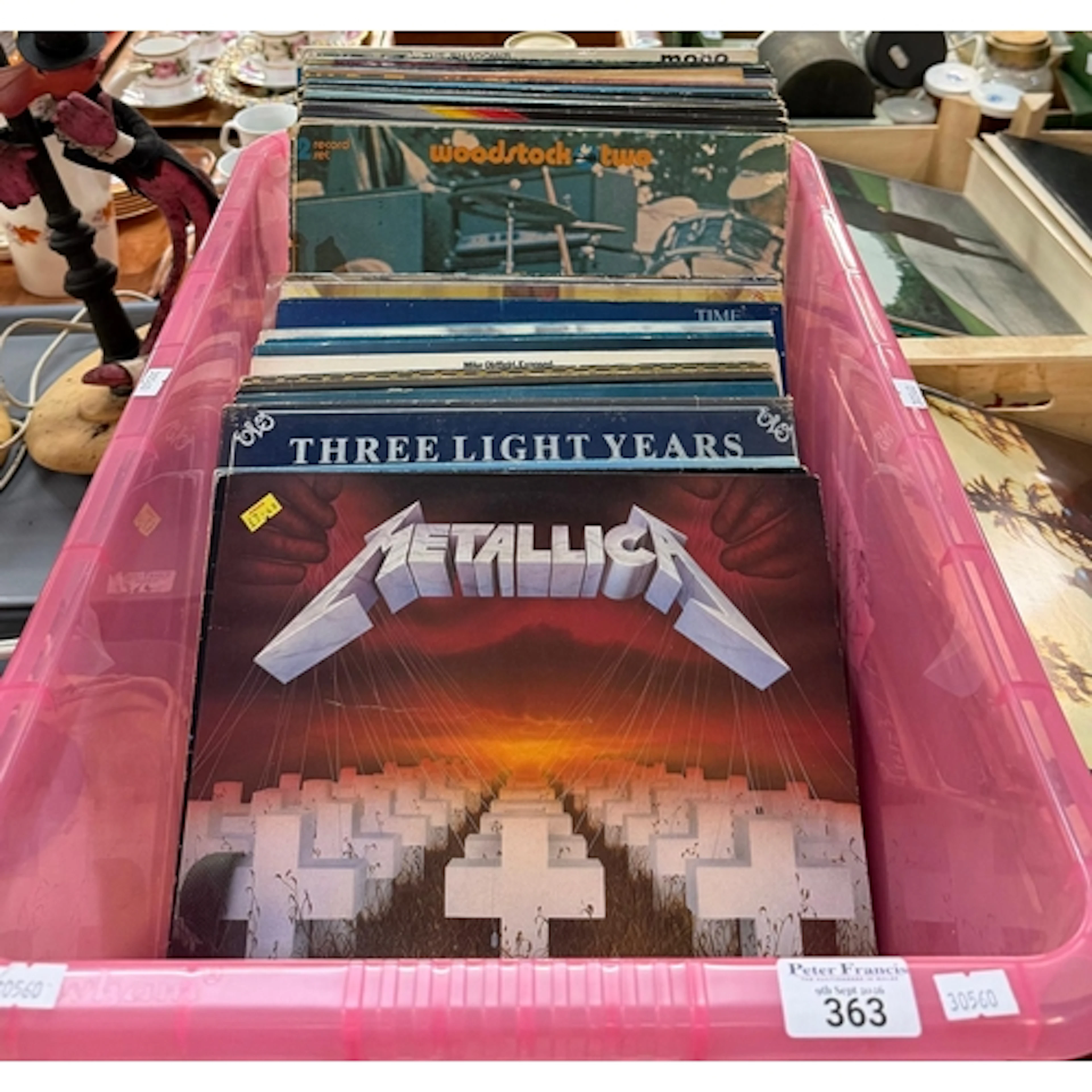 Bos of assorted vinyl LPs to include: Metallica 'Master of P...