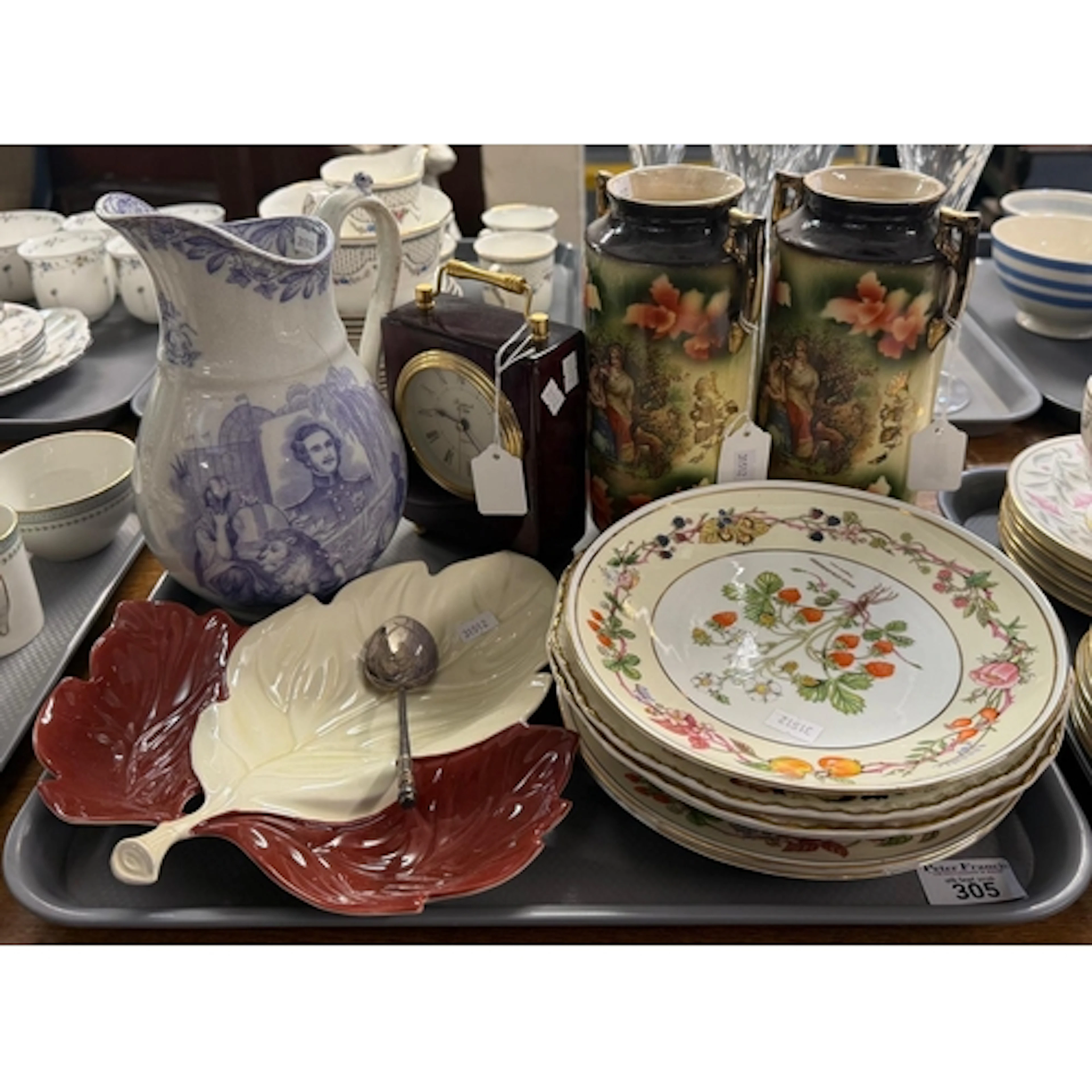 Tray of assorted ceramics to include: Masons collectors’ pla...