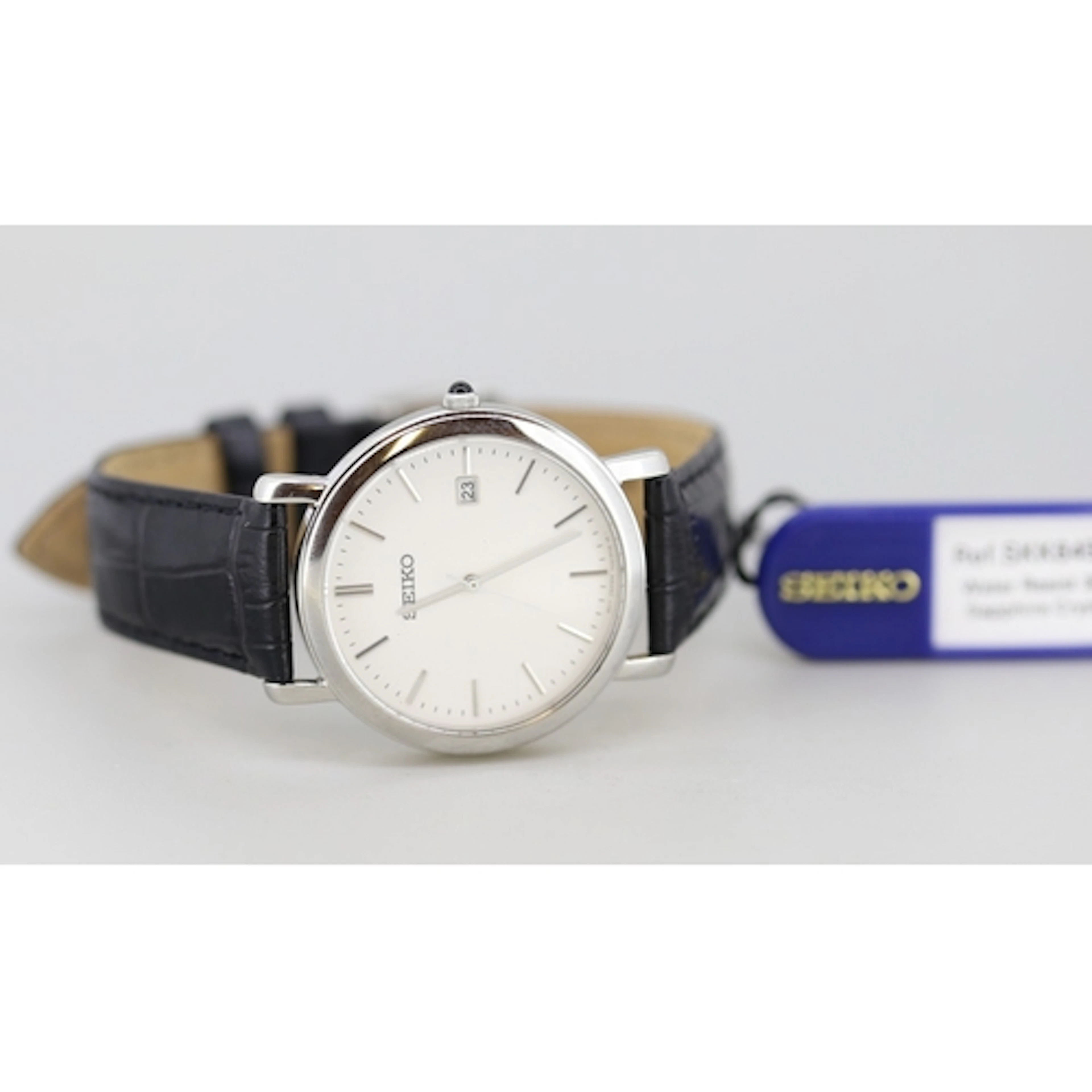 Seiko Silver Tone Unisex Wristwatch Date Aperture, Black Lea...