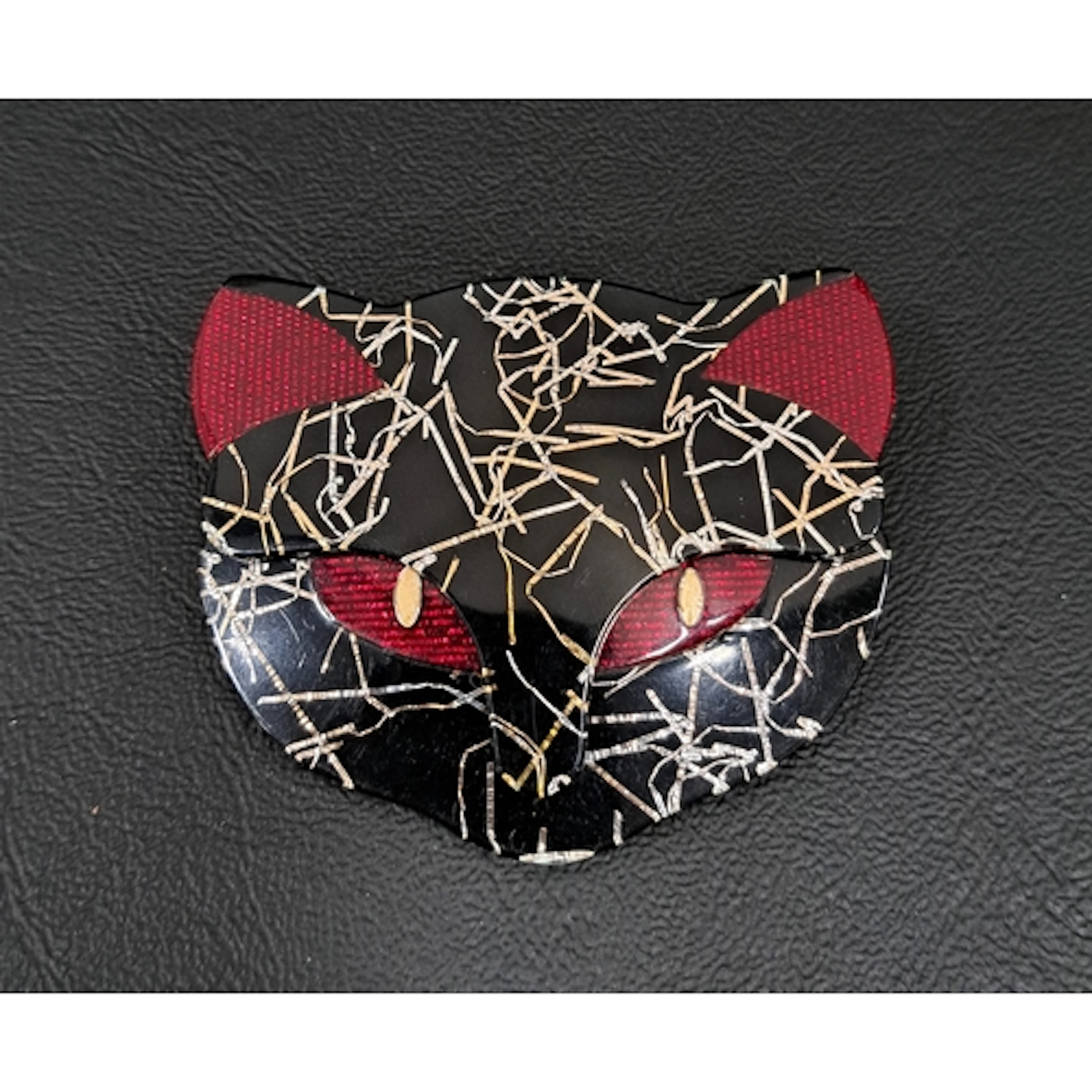 LEA STEIN ATTILA CAT HEAD BROOCH the black face with gold th...