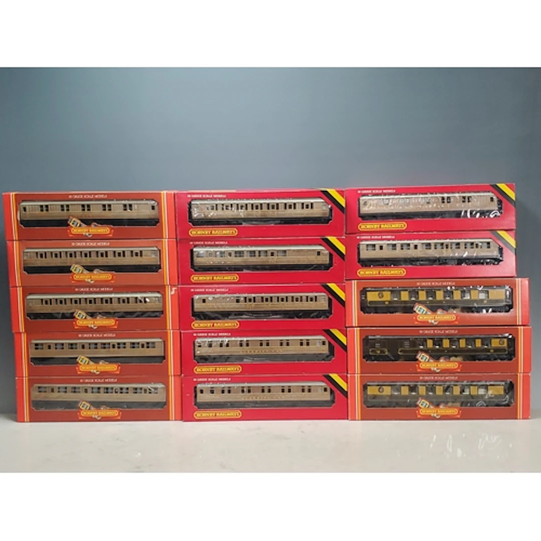 15x Hornby Railways Passenger Coaches comprising LNER Gresle...