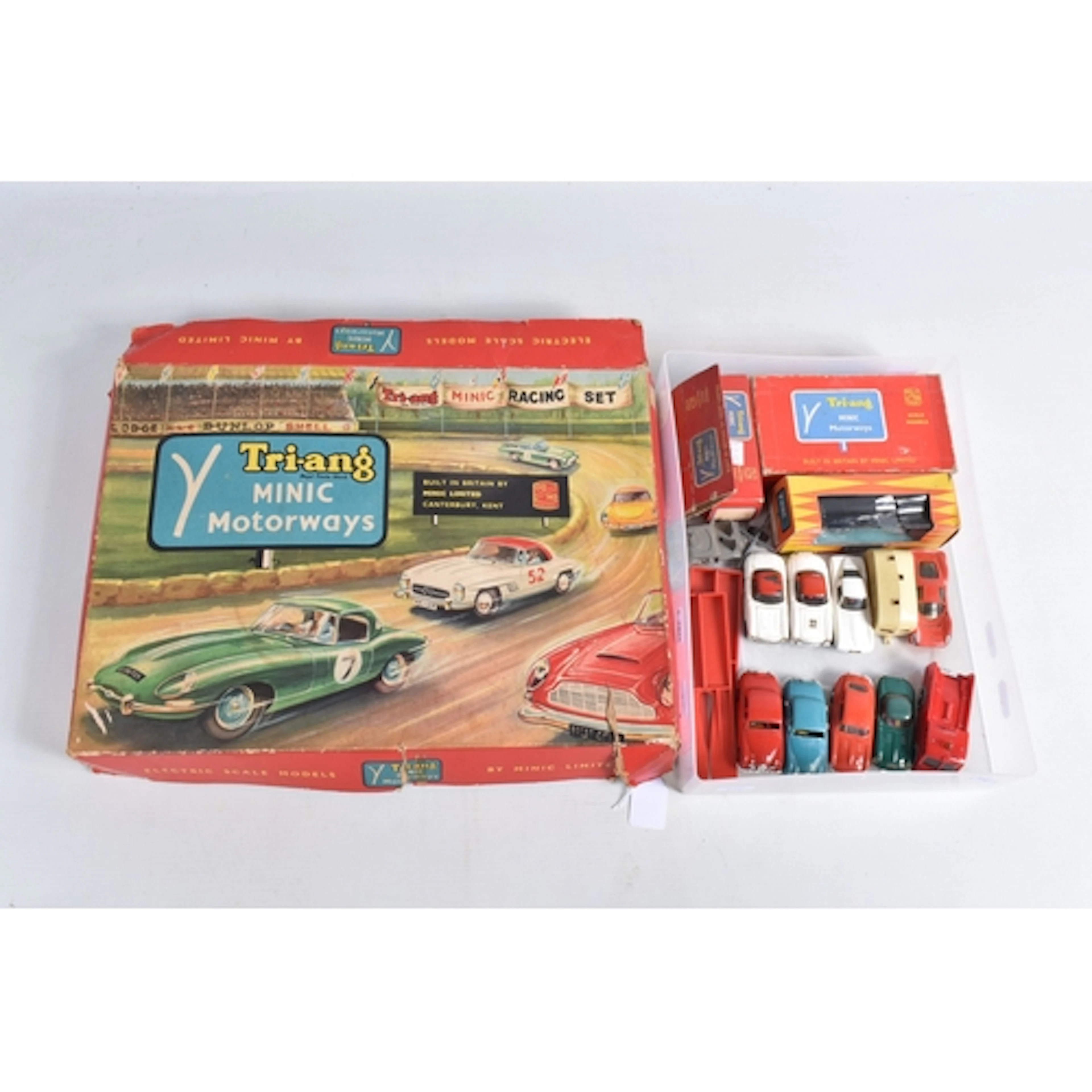 A QUANTITY OF BOXED AND UNBOXED TRI-ANG MINIC MOTORWAYS VEHI...