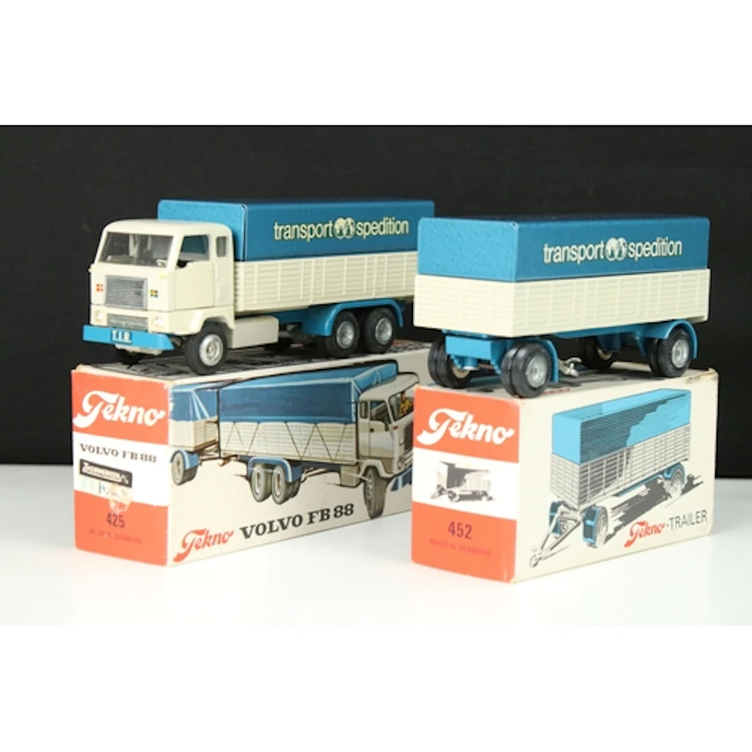 Two boxed Tekno diecast models to include 425 Volvo FB88 (wi...