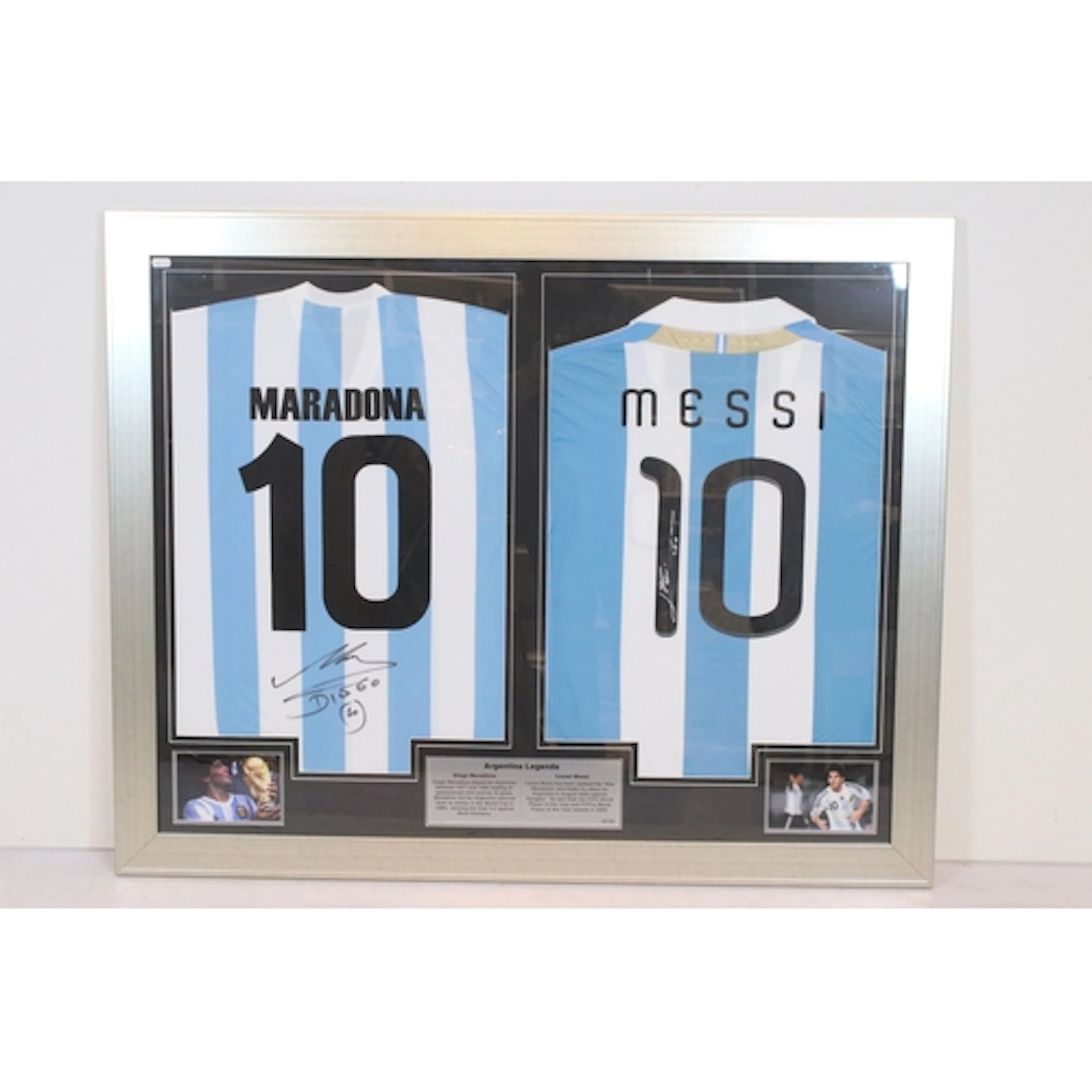 Football Autographs - Large framed & glazed Argentina footba...