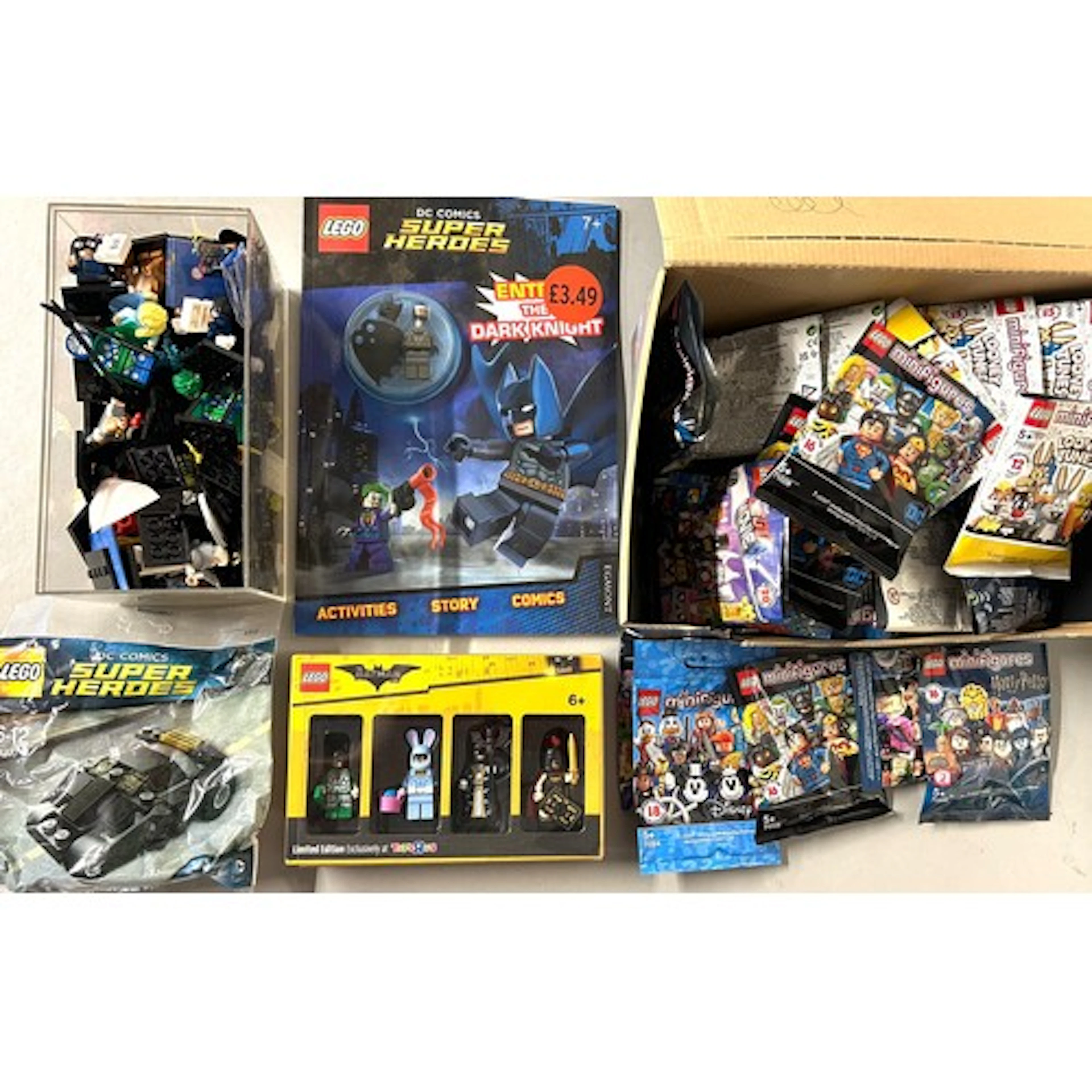 A large quantity of LEGO mini figures, LOONEY TUNES, HARRY P...