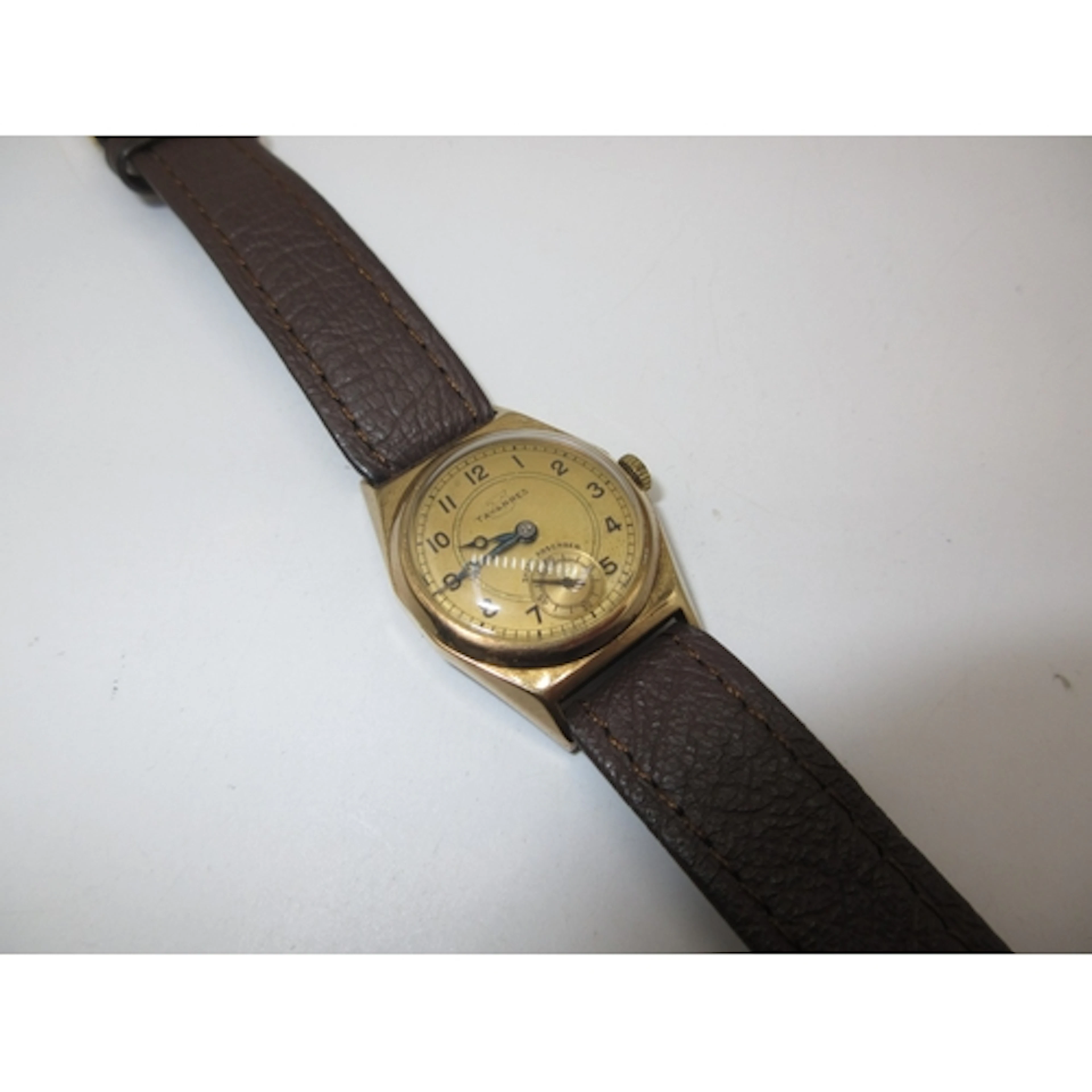 Gents Vintage 9ct Gold Tavannes Watch