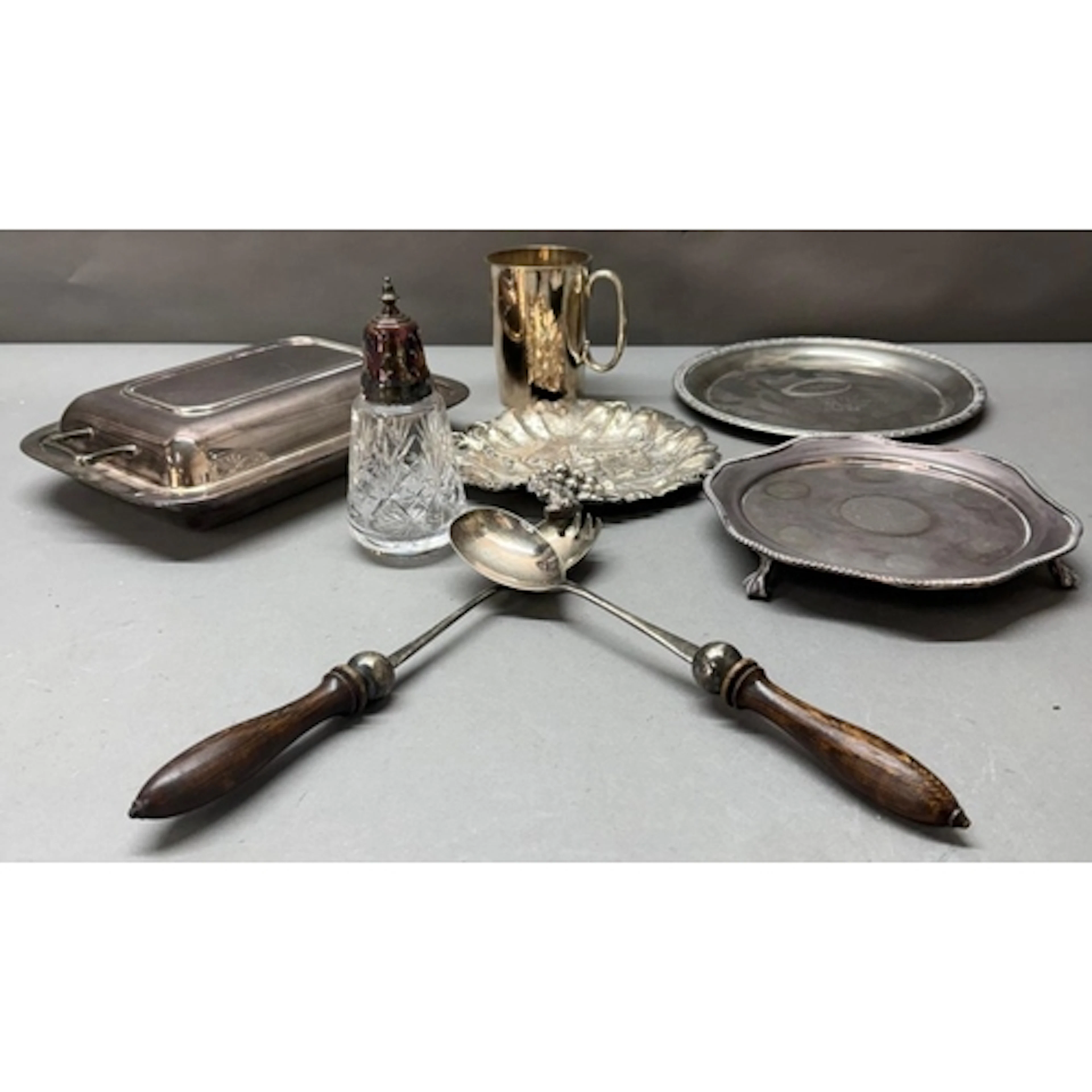 A selection of quality silver plate items to include trays, ...