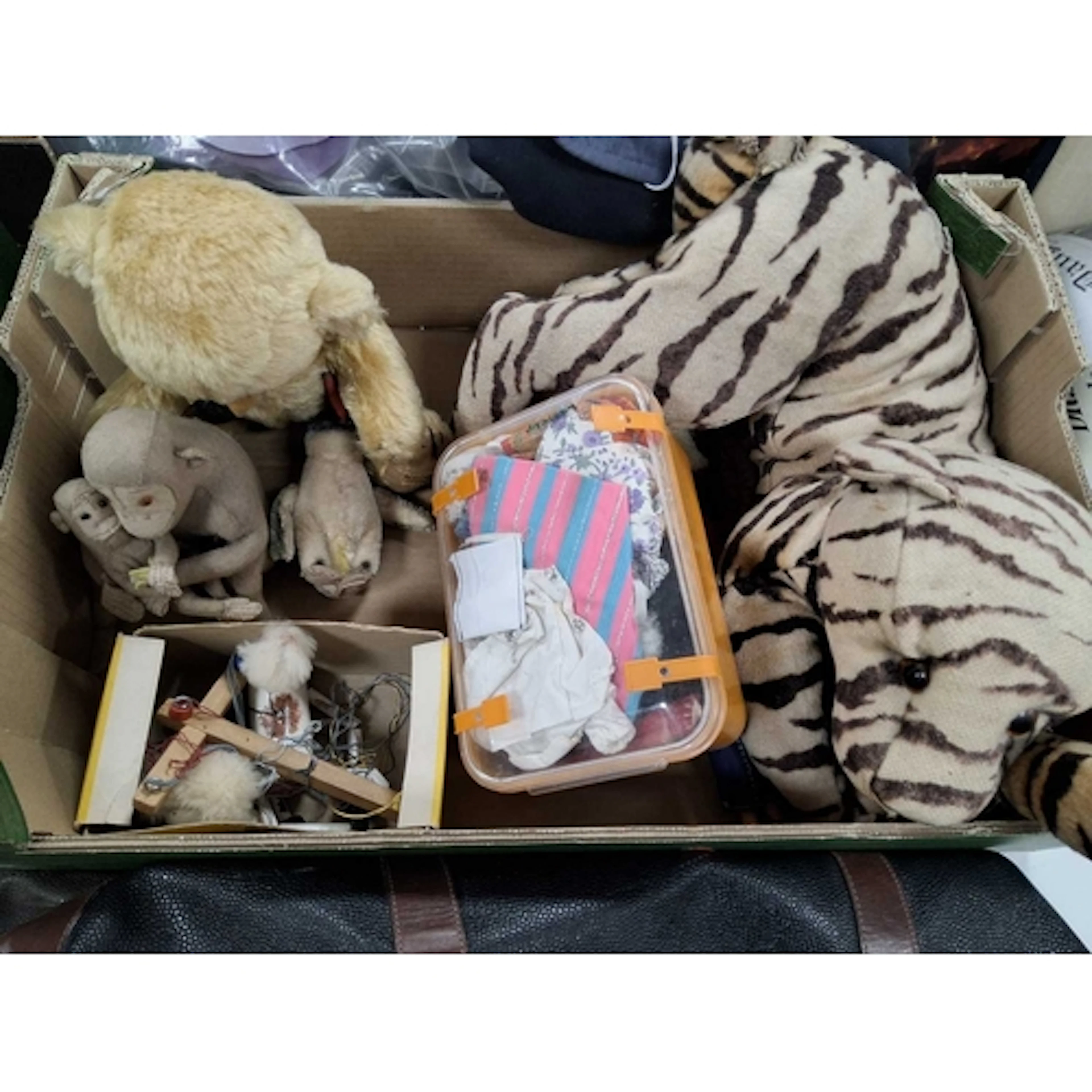 ONE BOX OF CHILDREN'S TOYS to include a Merrythought bear wi...