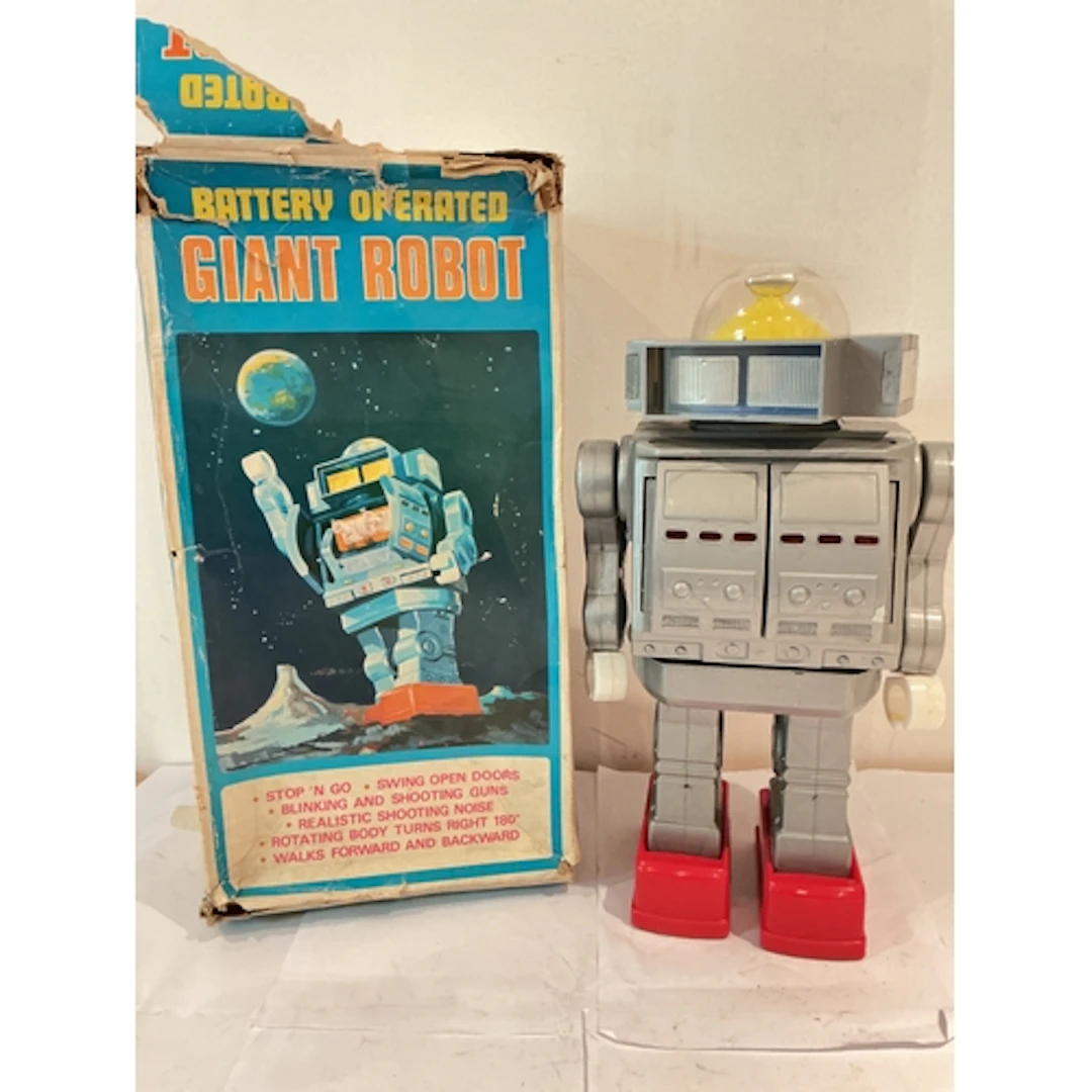 A Boxed Mego Plastic Battery Operated Giant Robot.Box ...