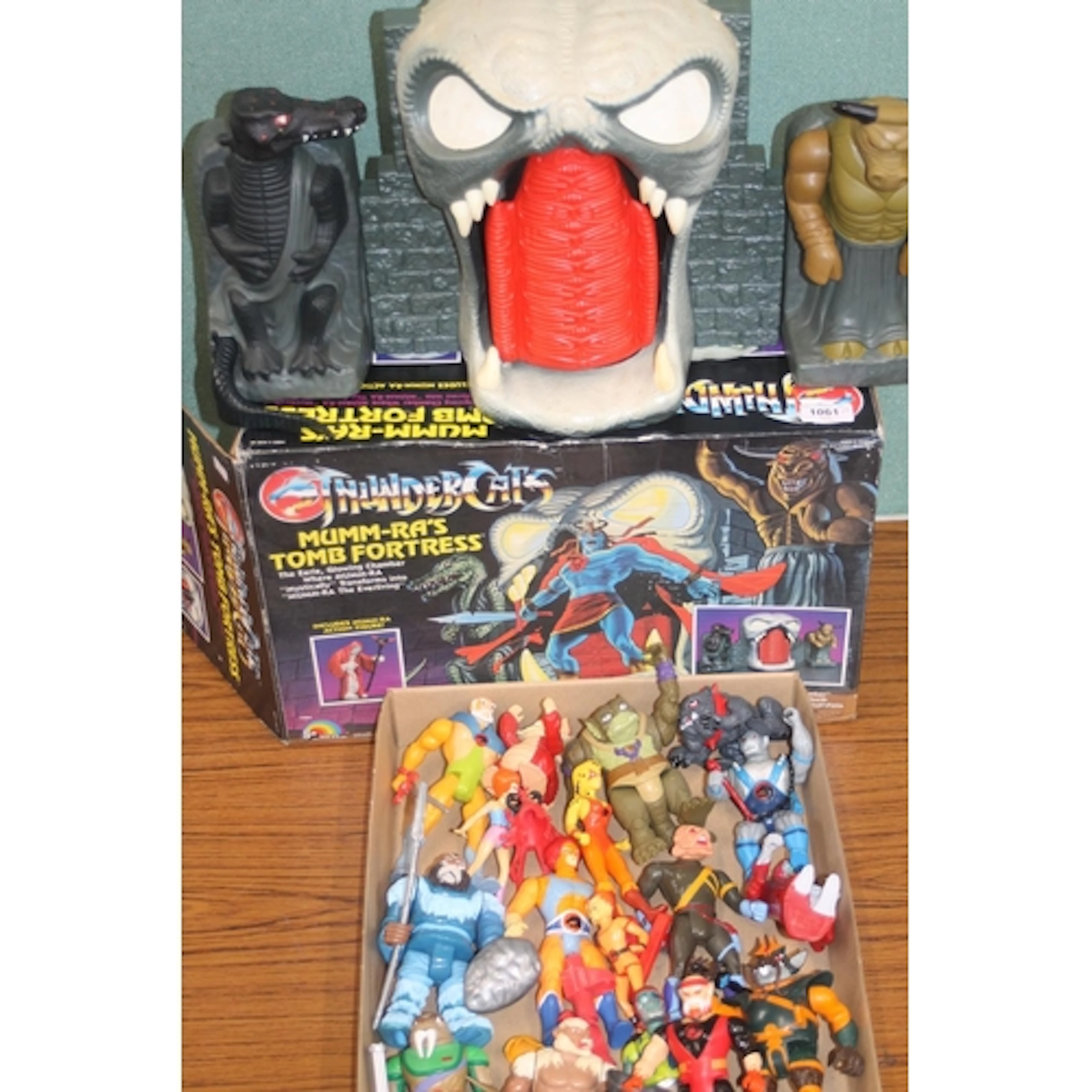 LJN Toys Ltd of New York number 3565 Thundercats Mumm-Ra's T...