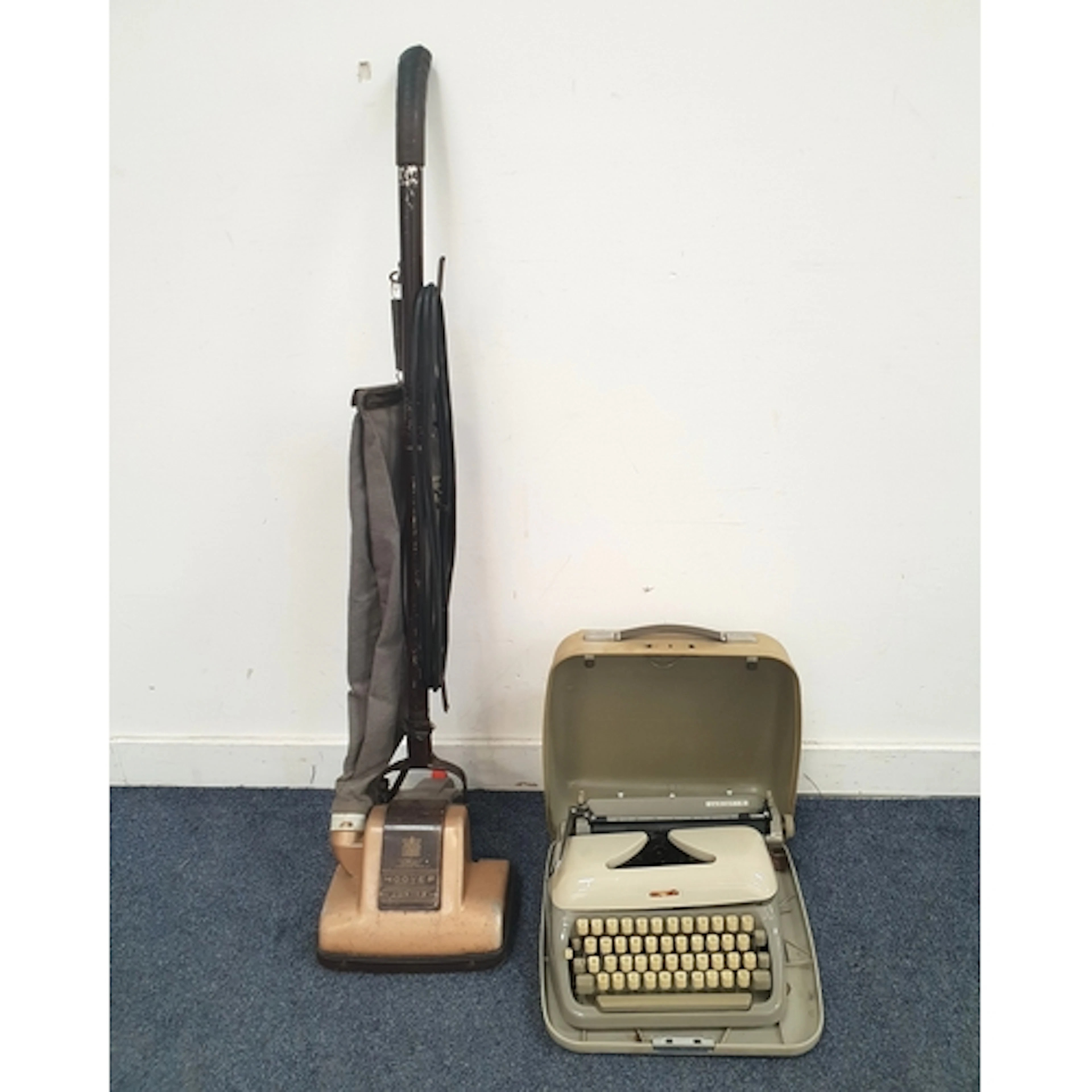 PAIR OF VINTAGE HOUSEHOLD ITEMS comprising a 1960's Adler Ju...